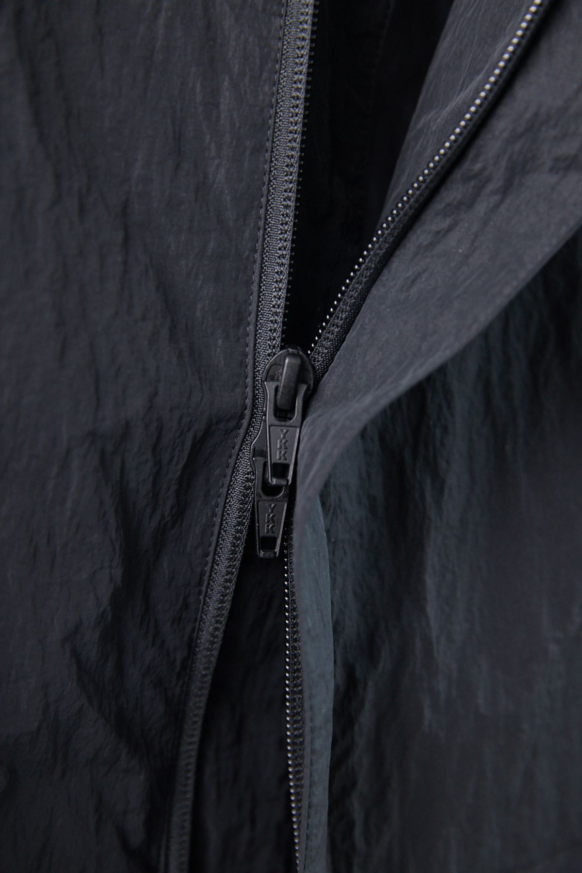 해칭룸(HATCHINGROOM) String Vest Black