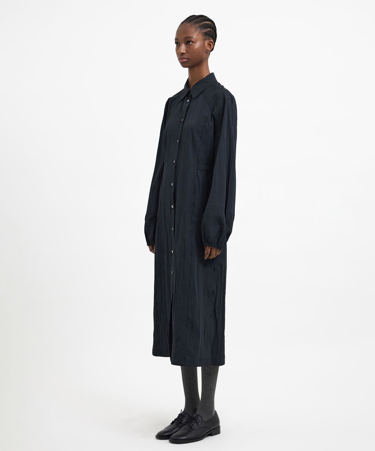 유스(YOUTH) Side-Slit Shirt Dress - Black