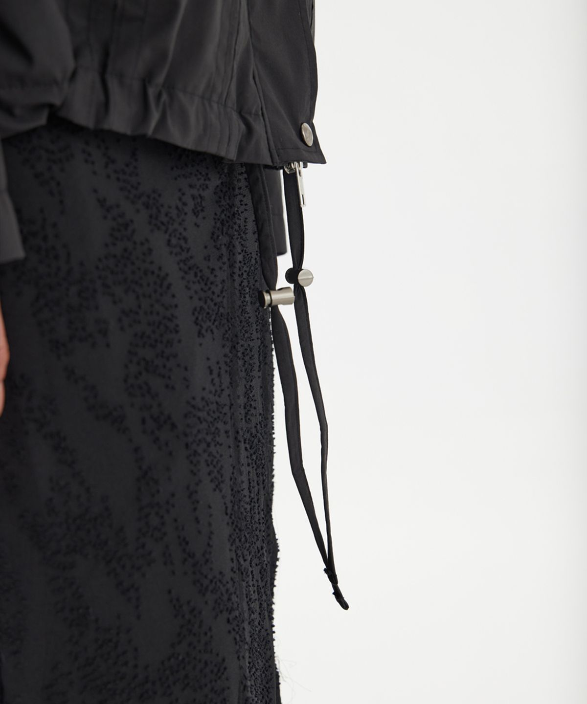 유스(YOUTH) Cut-Off Oversized Blouson - Black