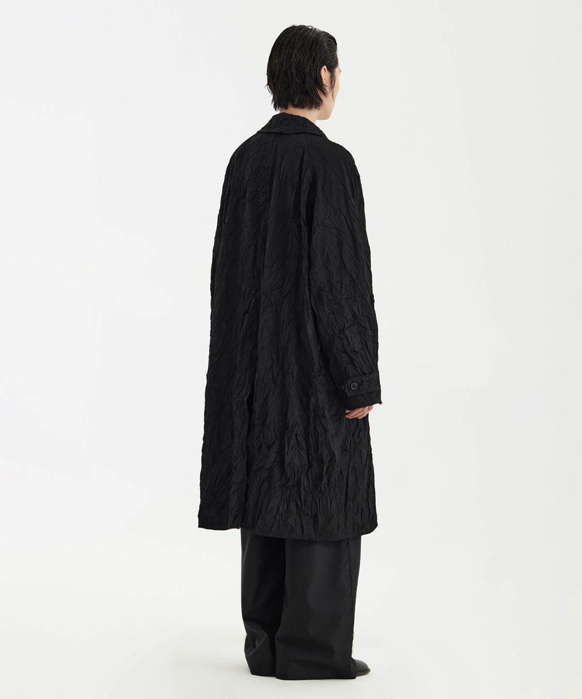 유스(YOUTH) Cut-Off Mac Coat - Black Creased