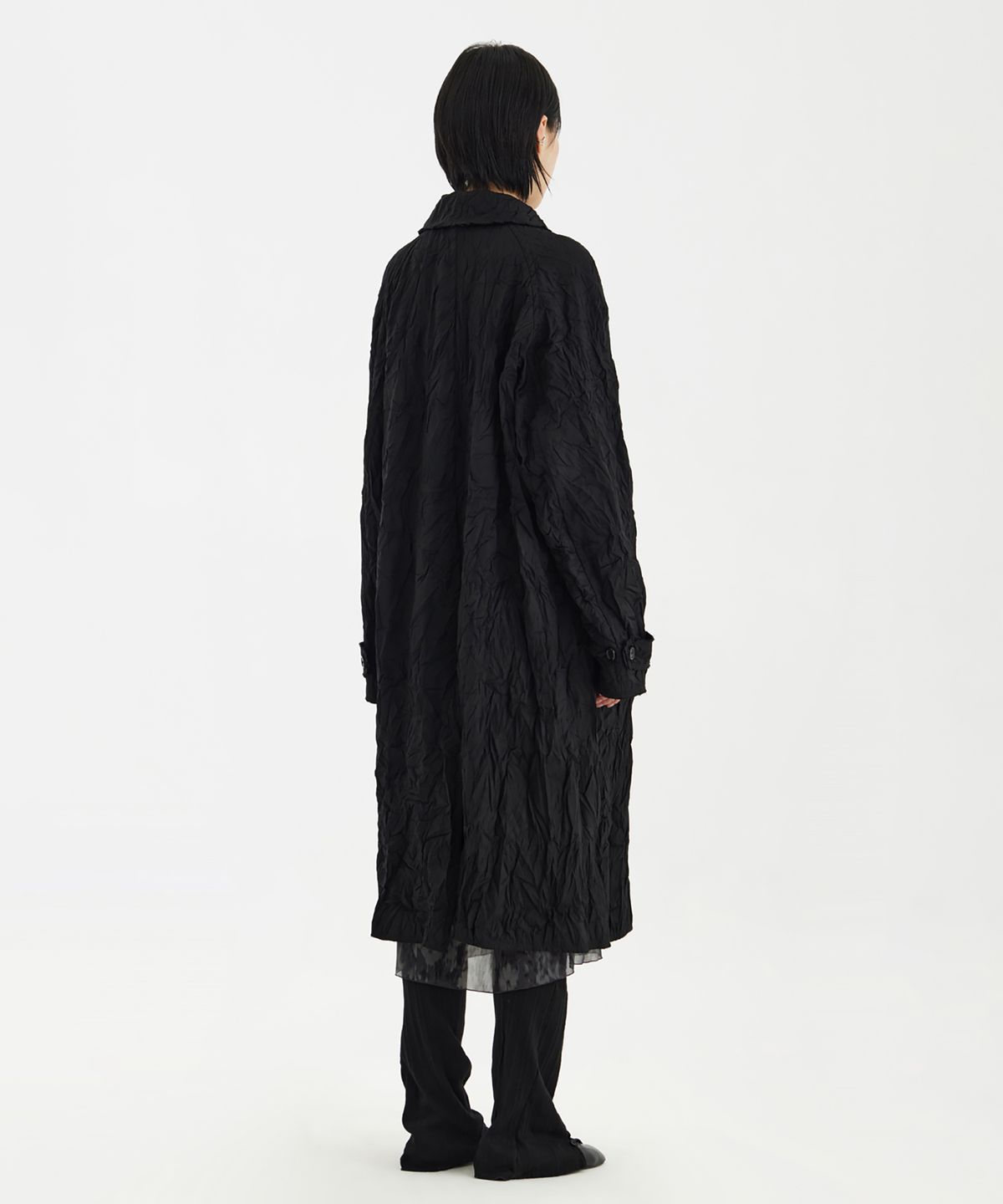 유스(YOUTH) Cut-Off Mac Coat - Black Creased