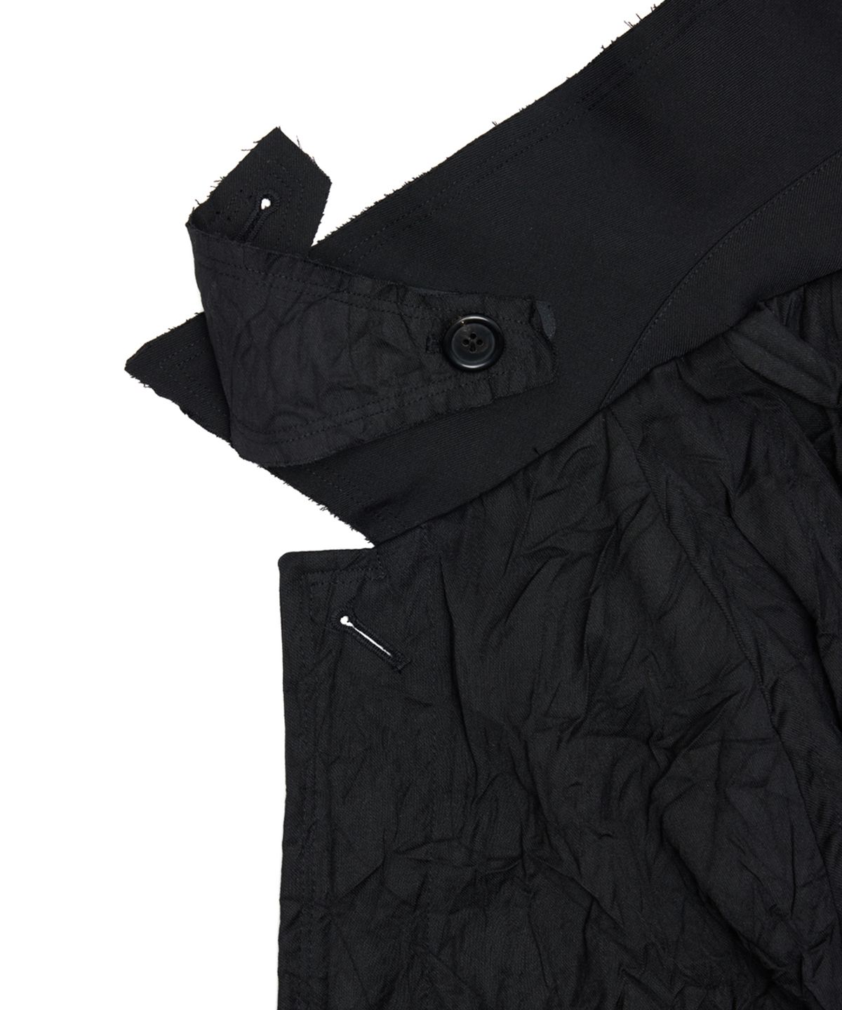 유스(YOUTH) Cut-Off Mac Coat - Black Creased