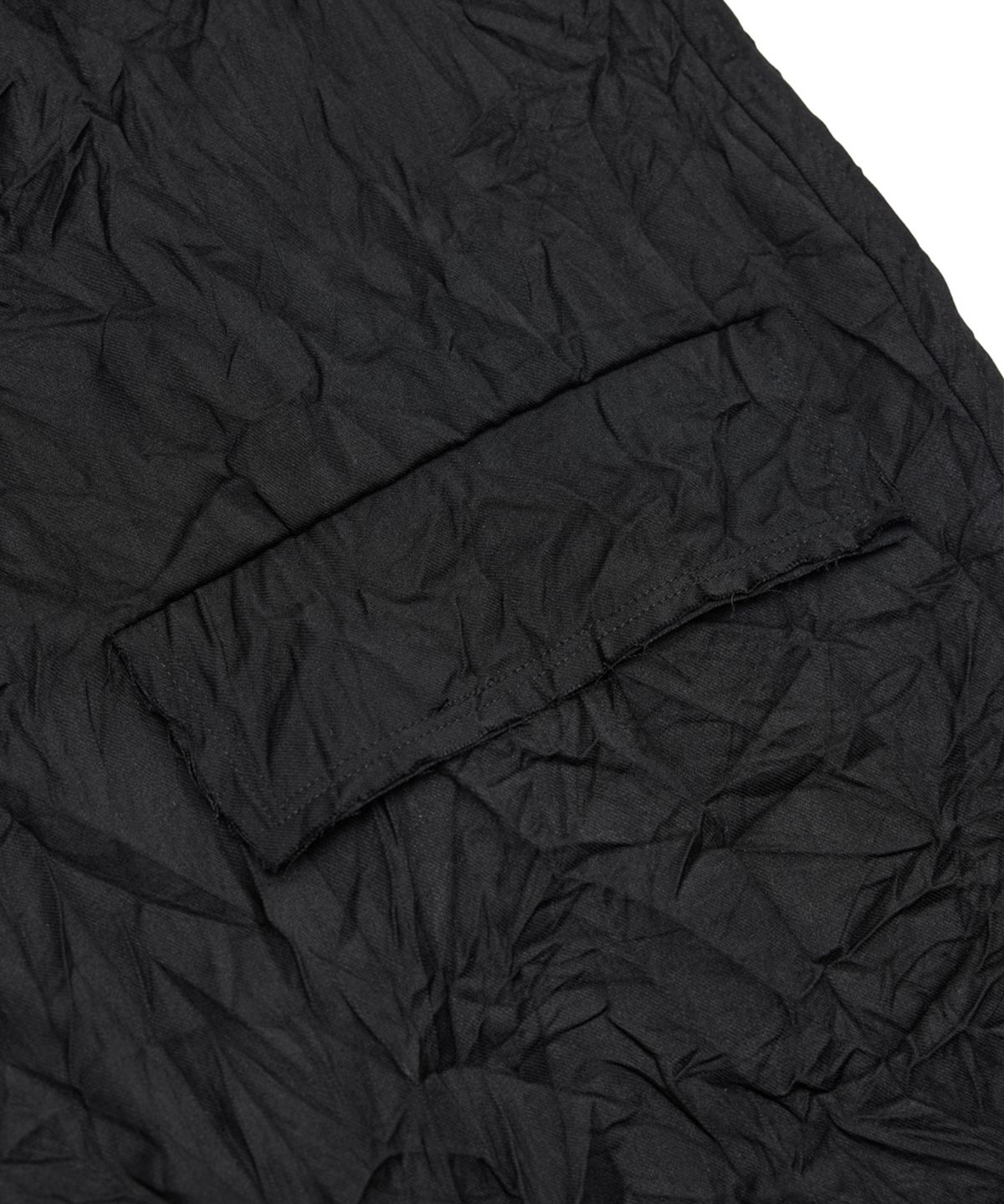 유스(YOUTH) Cut-Off Mac Coat - Black Creased