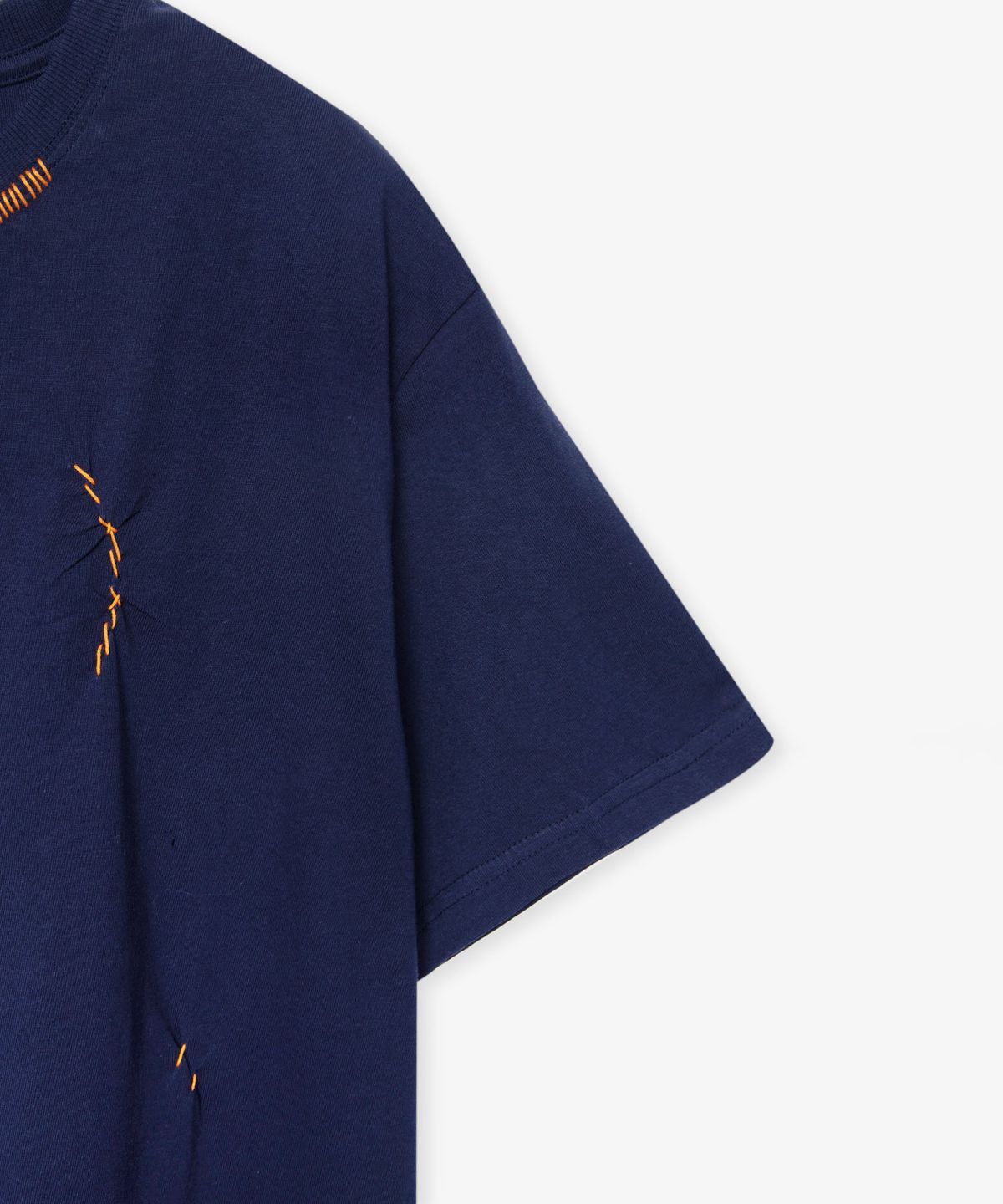 벌스데이수트(BIRTHDAYSUIT) HAND STITCH T-SHIRT (NAVY)