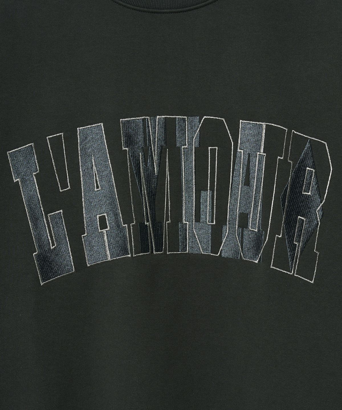 다이아몬드 레이라(DIAMOND LAYLA) LAMOUR Big Embroidery Stitch Sweatshirt T87  Charcoal
