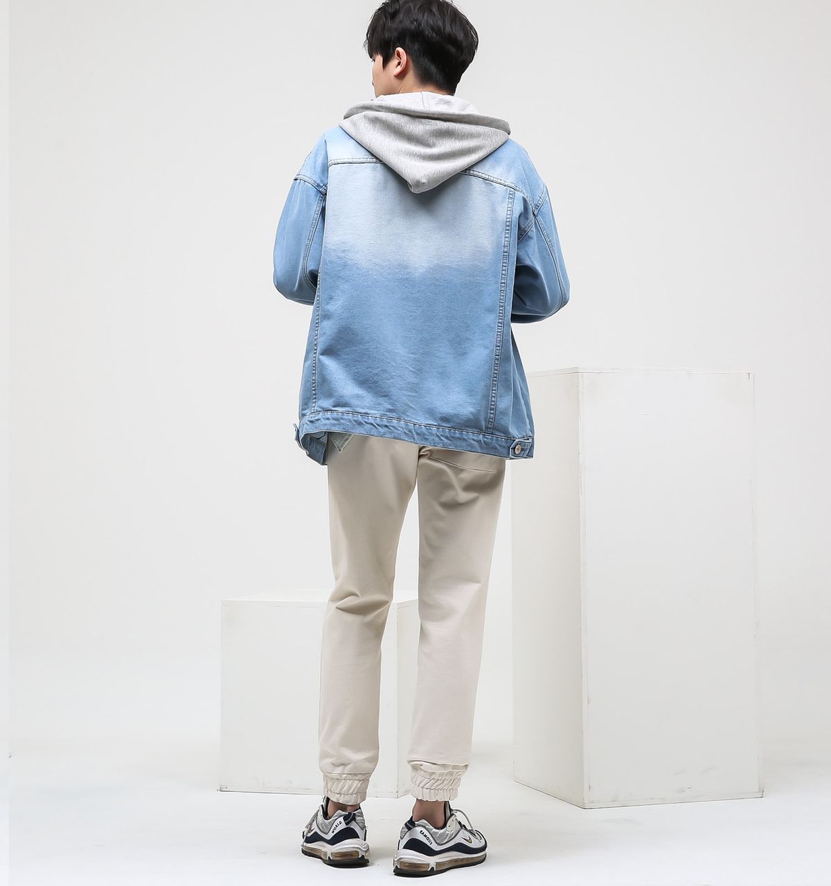 음(UMM) 후드분리워싱데님자켓 연청