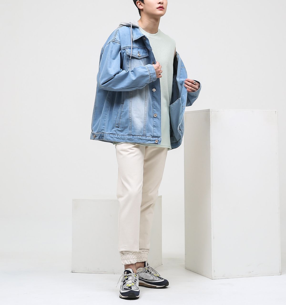 음(UMM) 후드분리워싱데님자켓 연청