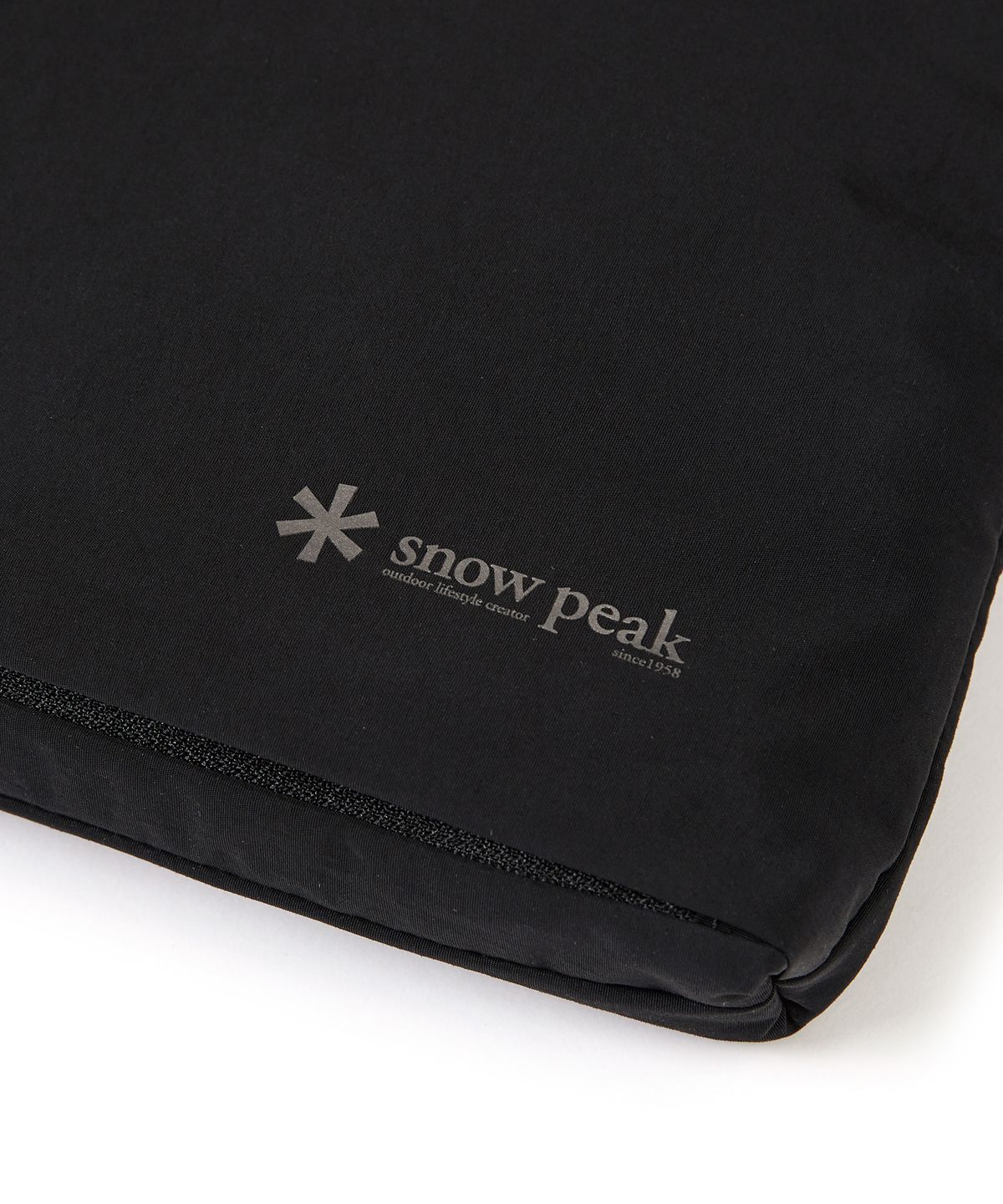 스노우피크 어패럴(SNOWPEAK APPAREL) 캠플 더블 포켓 크로스백 Black (S24SUCSB17)