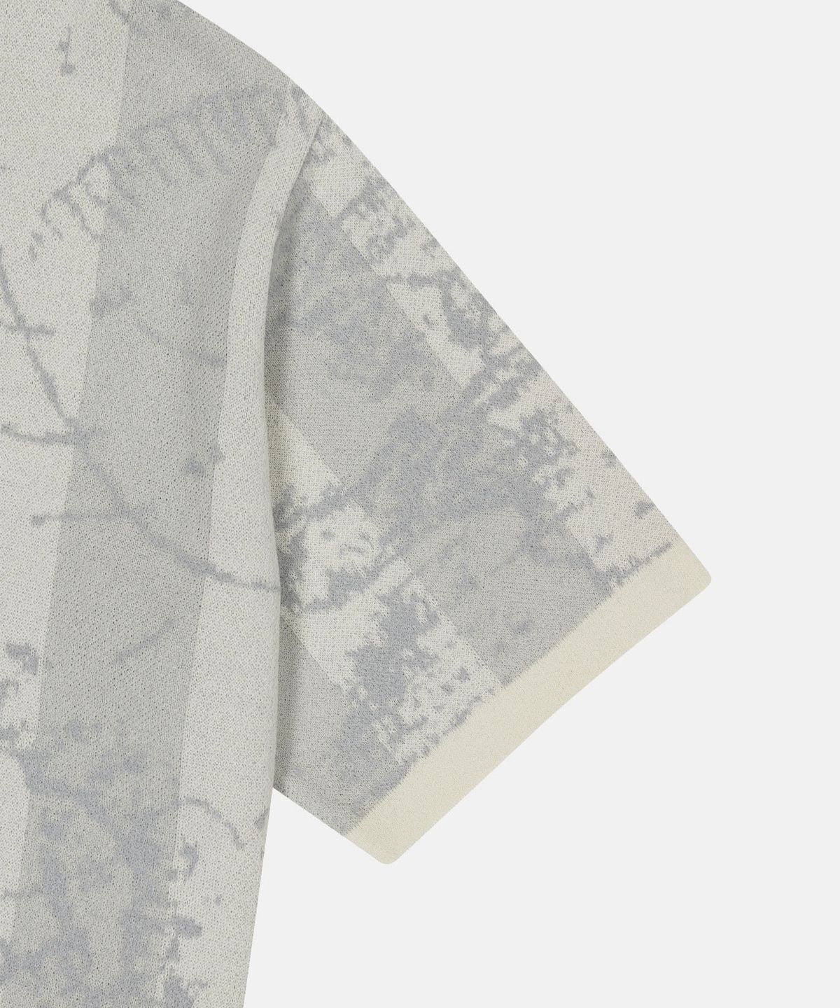 썬러브투어(SUNLOVETOUR) Jacquard Full Zip Knit Polo Beige