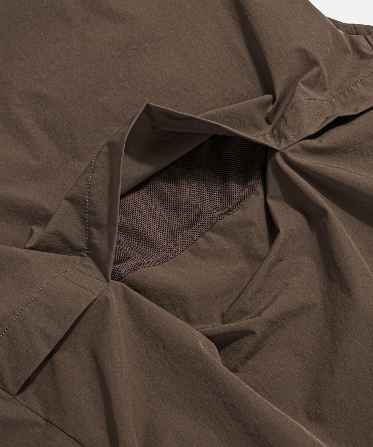 에스피오나지(ESPIONAGE) Light Hiker Vest Dark Mocha