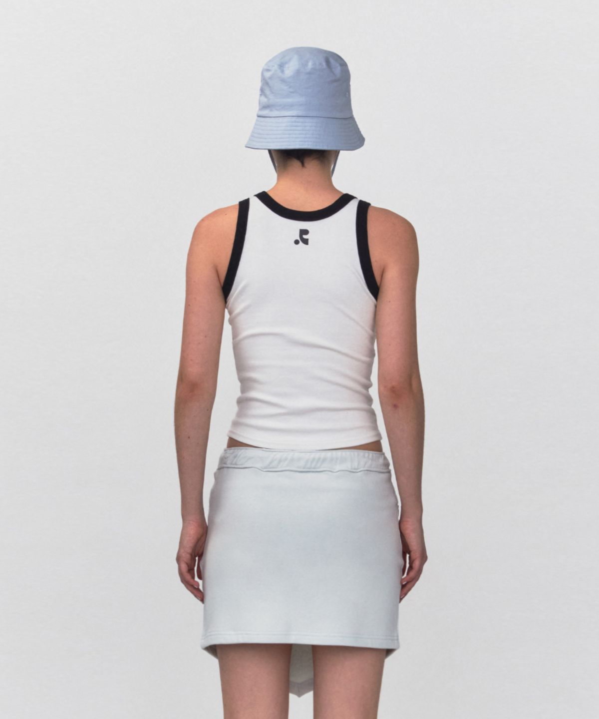레스트앤레크레이션(REST&RECREATION) RR 22 SLEEVELESS TOP_WHITE