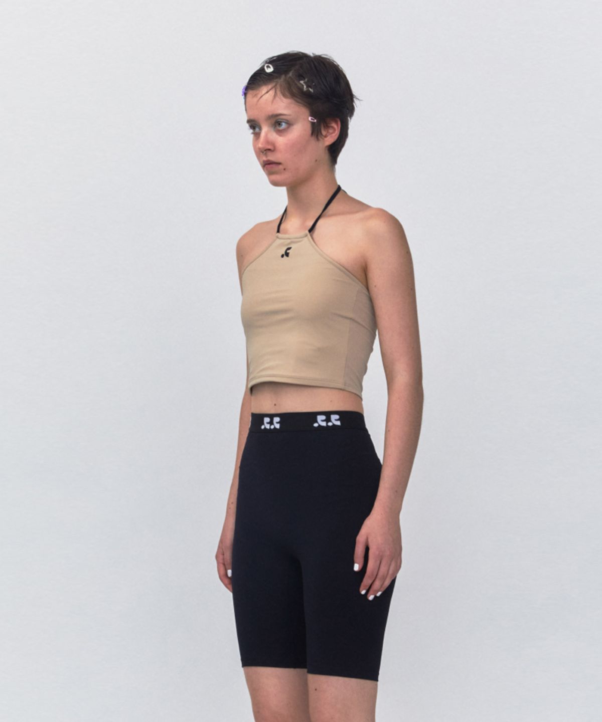 레스트앤레크레이션(REST&RECREATION) RR HALTER NECK CROP TOP_BEIGE