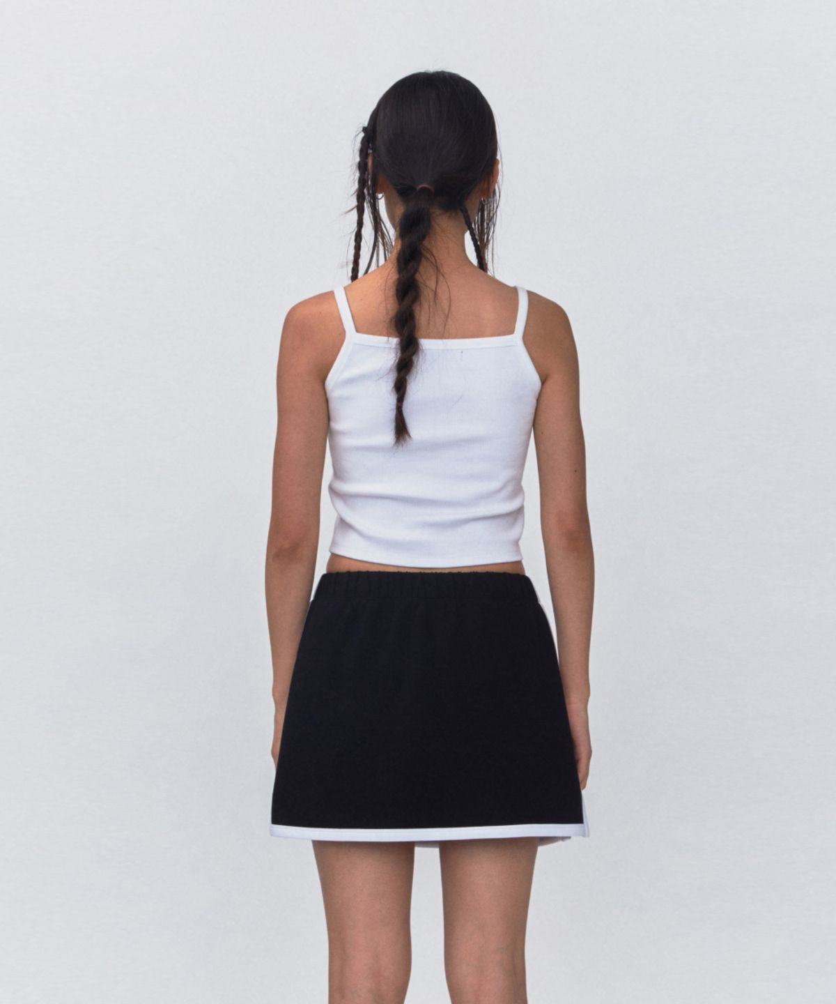 레스트앤레크레이션(REST&RECREATION) RR ARROW POINT SLEEVELESS TOP_WHITE
