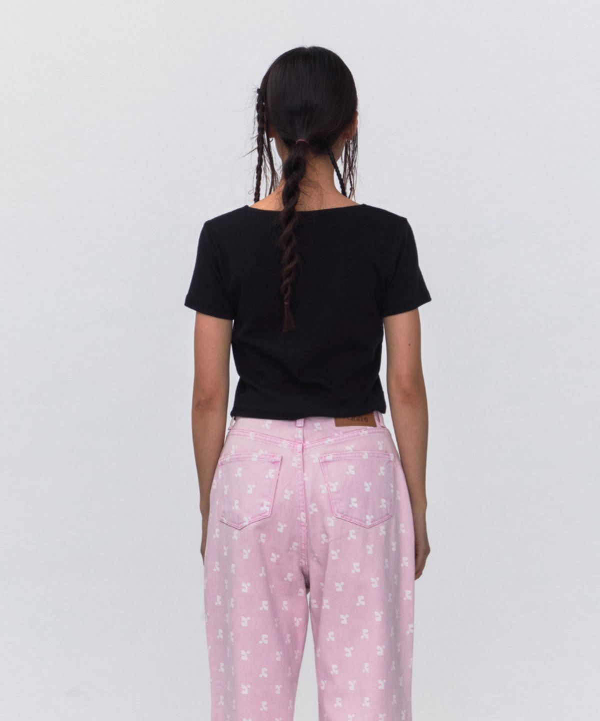 레스트앤레크레이션(REST&RECREATION) RR SQUARE NECK TOP_BLACK
