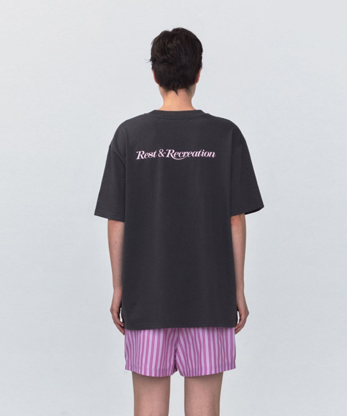 레스트앤레크레이션(REST&RECREATION) RR LOGO OVERSIZE T-SHIRT_CHARCOAL