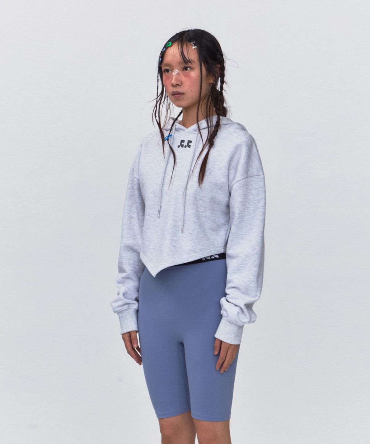 레스트앤레크레이션(REST&RECREATION) RR ARROW POINT HOODIE_LIGHT GREY