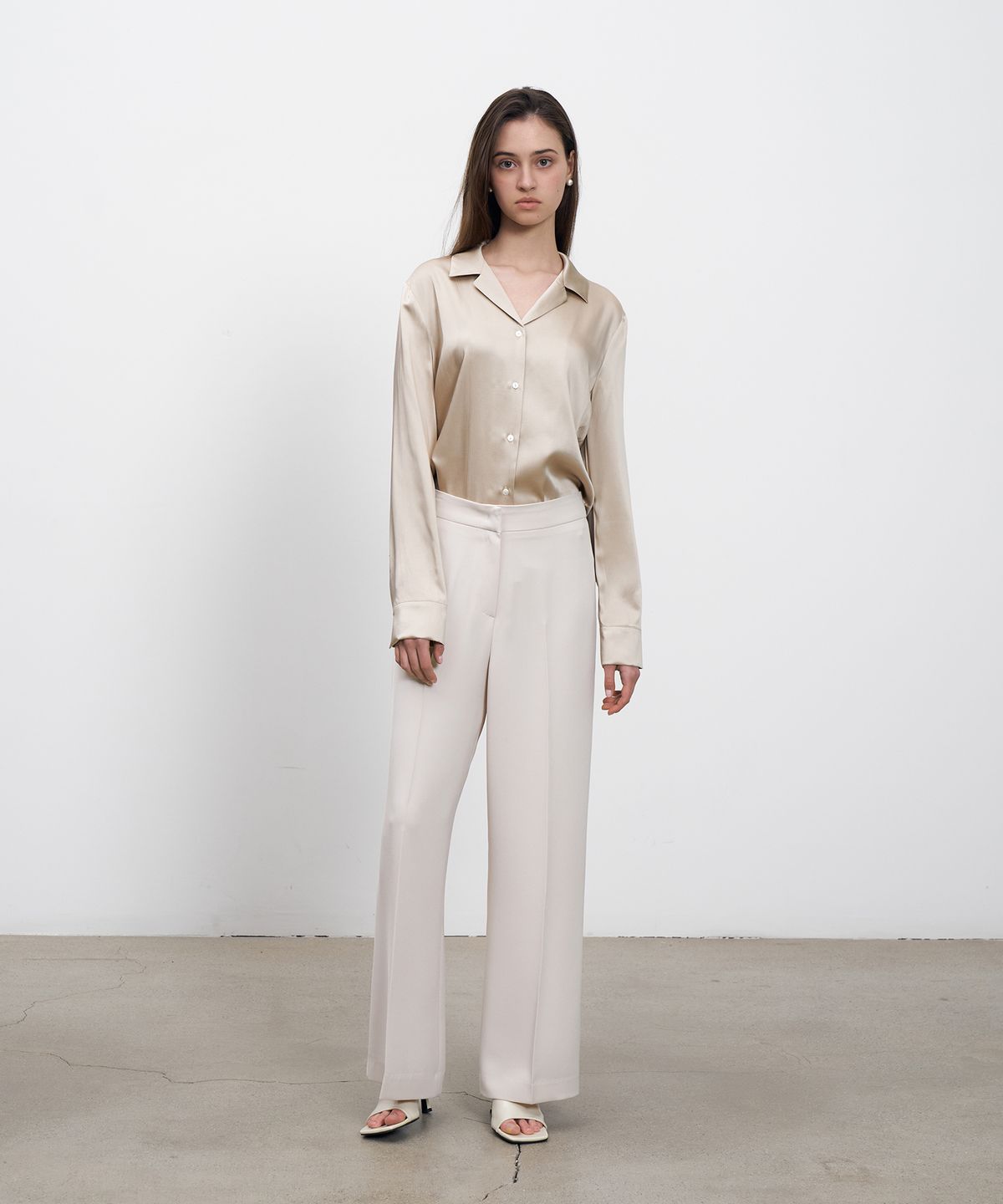 르네제이(RENEJ) Essential Semi Wide Trousers