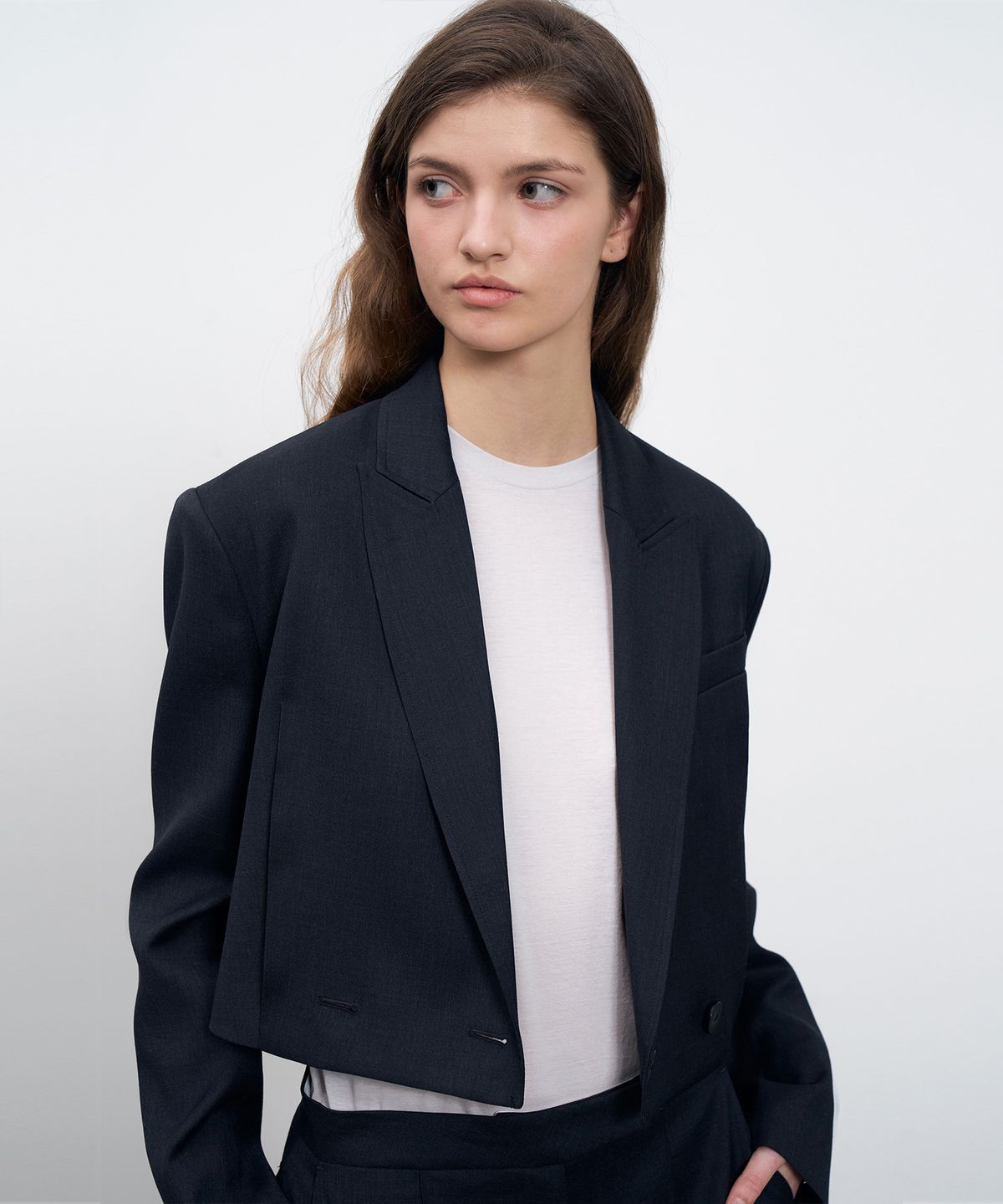 르네제이(RENEJ) Solid Crop Jacket