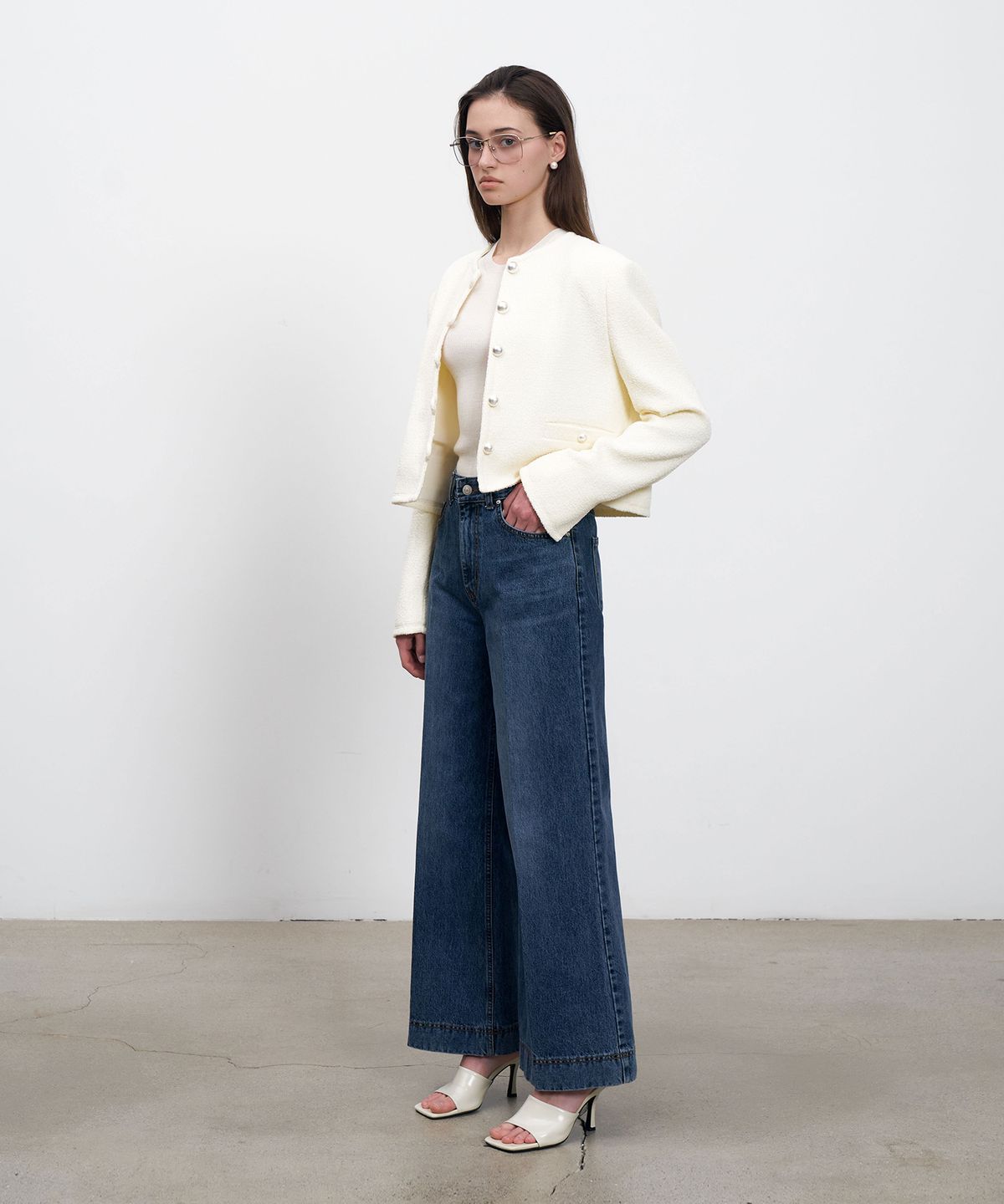 르네제이(RENEJ) Pearl Button Round Jacket