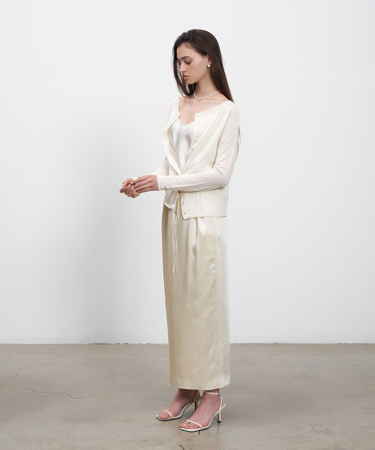 르네제이(RENEJ) String Satin Long Skirt