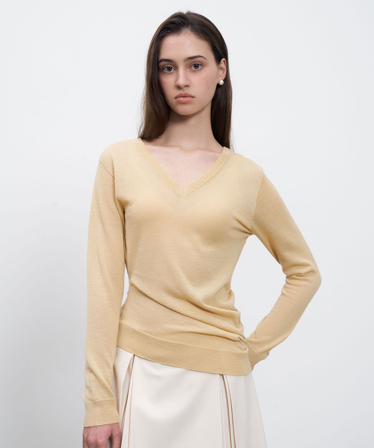 르네제이(RENEJ) V Neck Shirring Knit