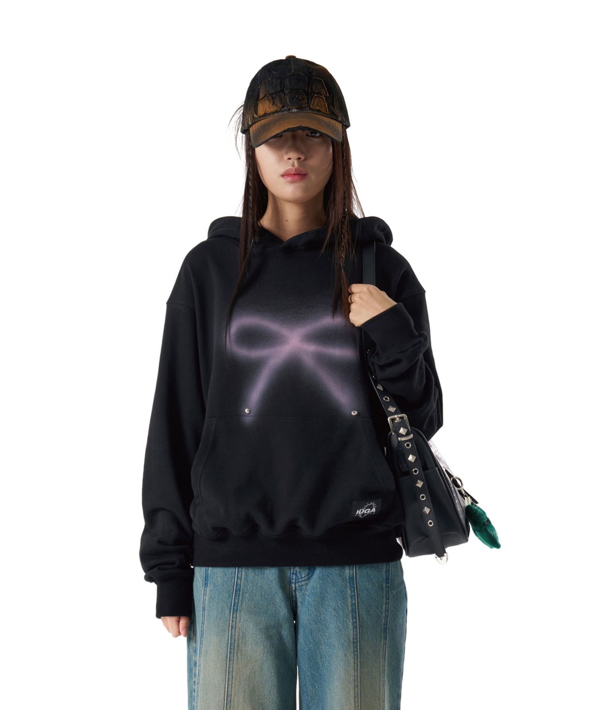 이우가마카라스(IUGAMAKARAS) Studded Ribbon Hoodie (Black)