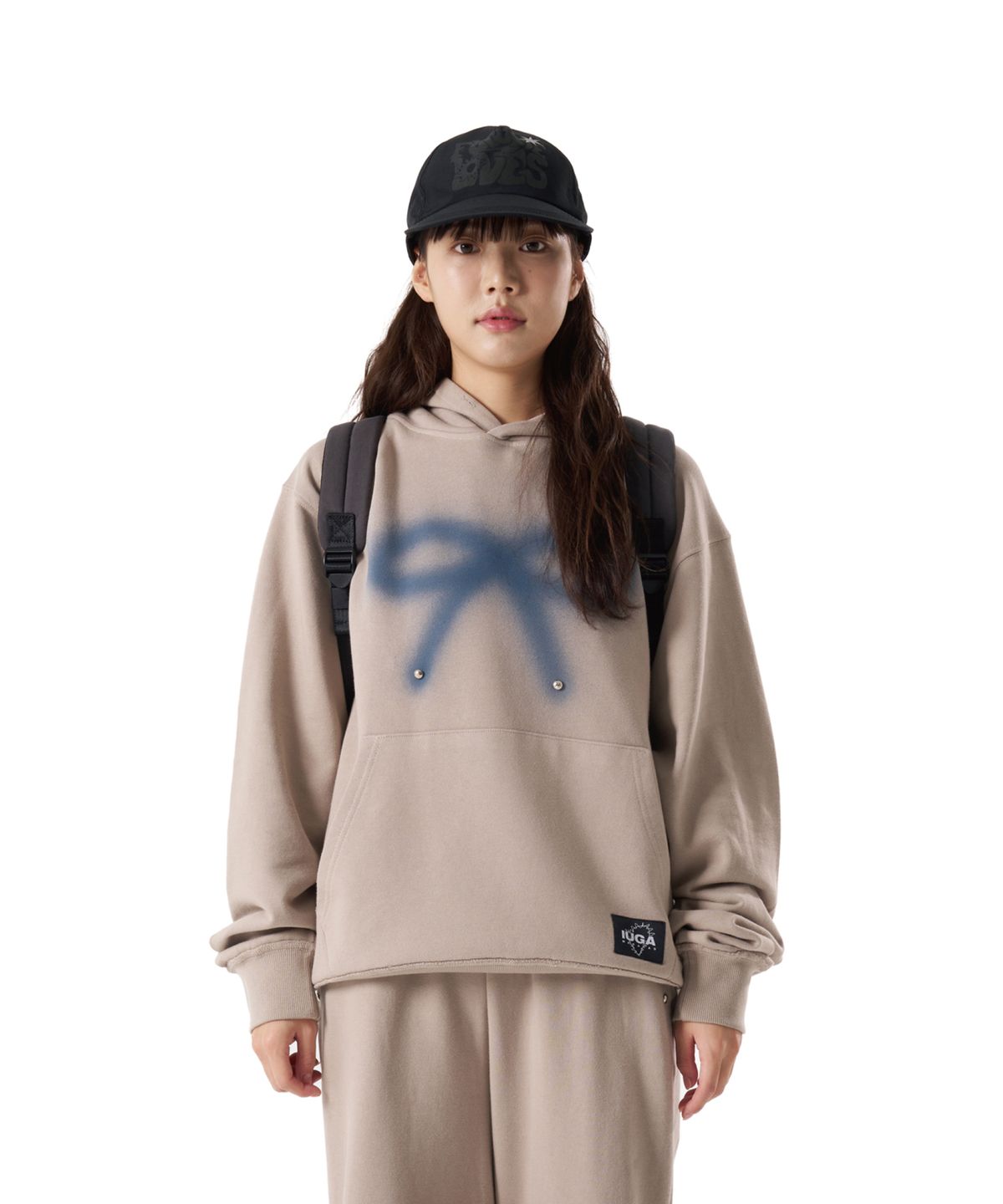 이우가마카라스(IUGAMAKARAS) Studded Ribbon Hoodie (Beige)