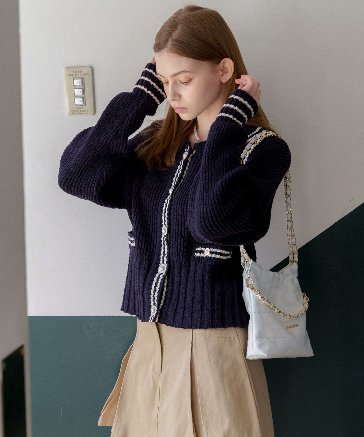 아노에틱(ANOETIC) COMBI COLLAR KNIT CARDIGAN_NAVY