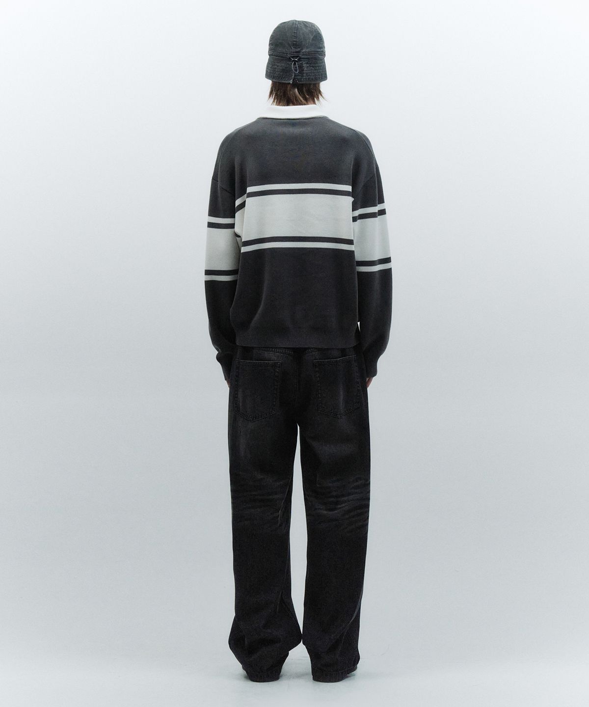 인사일런스(INSILENCE) 럭비 니트 DARK GREY