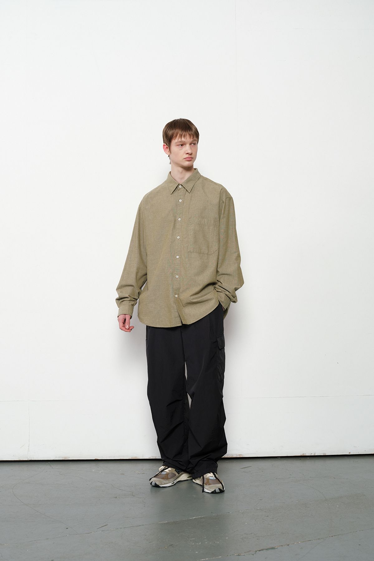 홀리선(HORLISUN) Jane Denim Shirt Olive