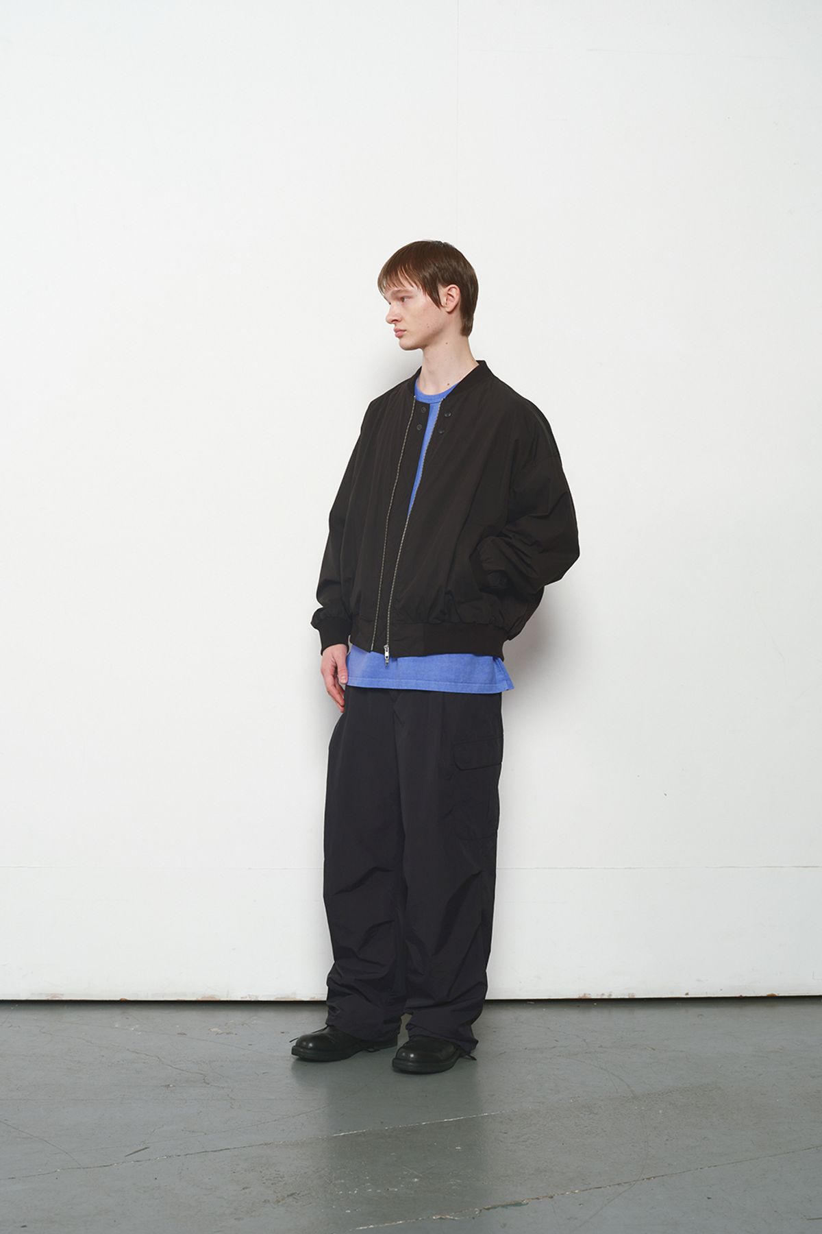 홀리선(HORLISUN) Rivera Crease Back Bomber Jacket Black