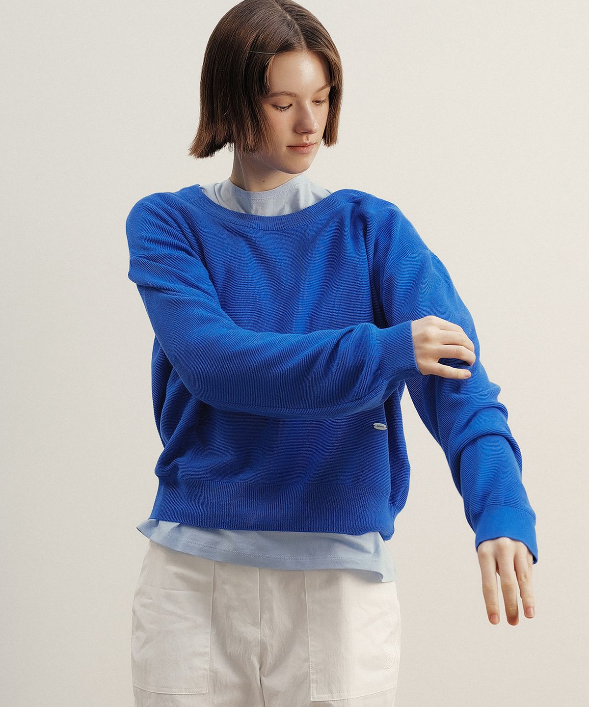 앤니즈(ANDNEEDS) Scoop u-neck knit (blue)