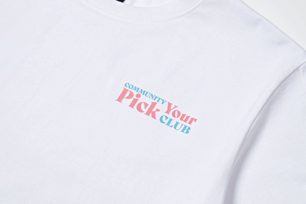 커뮤니티클럽(COMMUNITY CLUB) PYCC 티셔츠 PS (화이트)