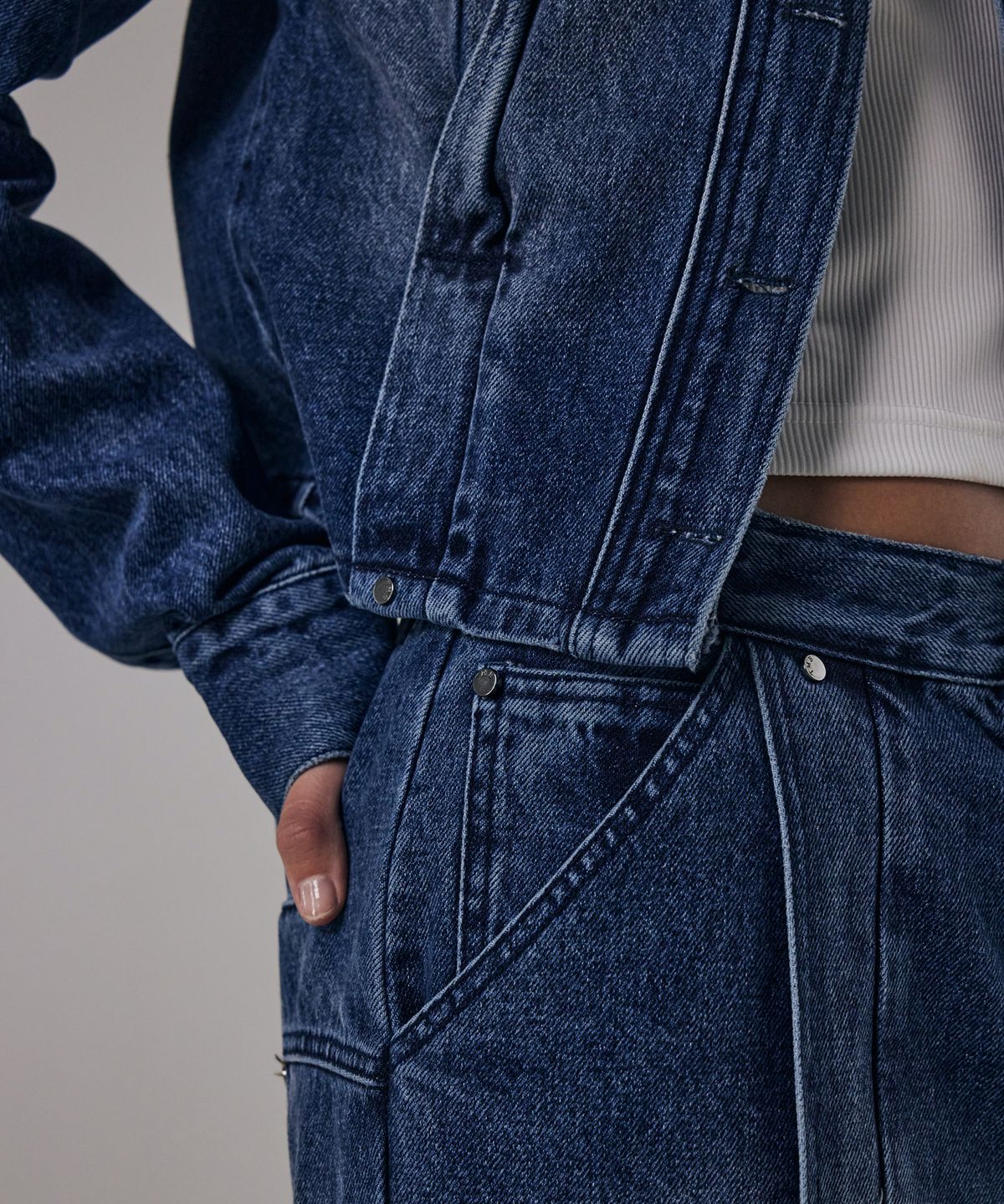 트리밍버드(TREEMINGBIRD) Twisted Wide Denim Set-up Pants [ Blue ]