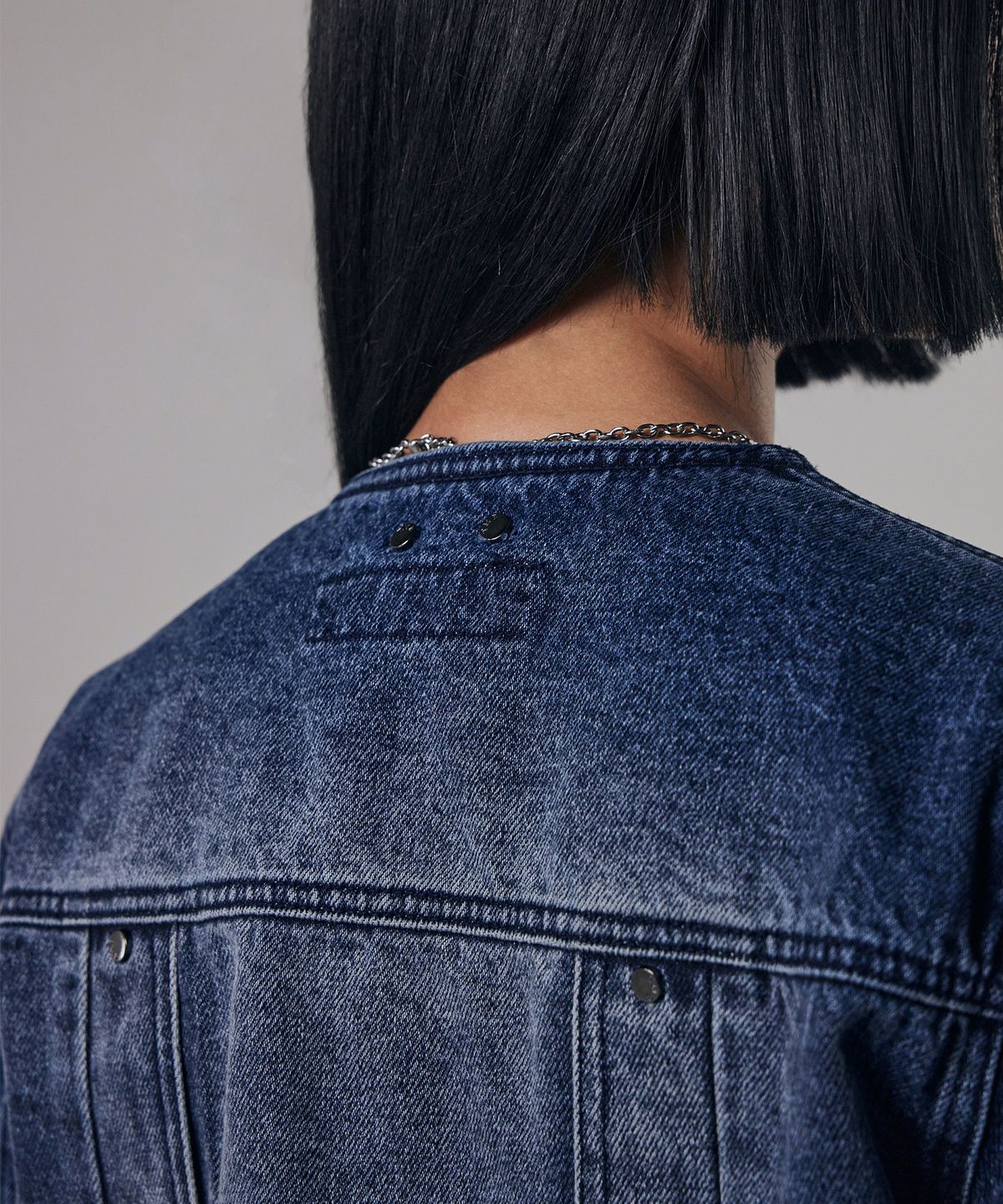 트리밍버드(TREEMINGBIRD) Twisted Non-collar Denim Set-up Jacket [ Blue ]