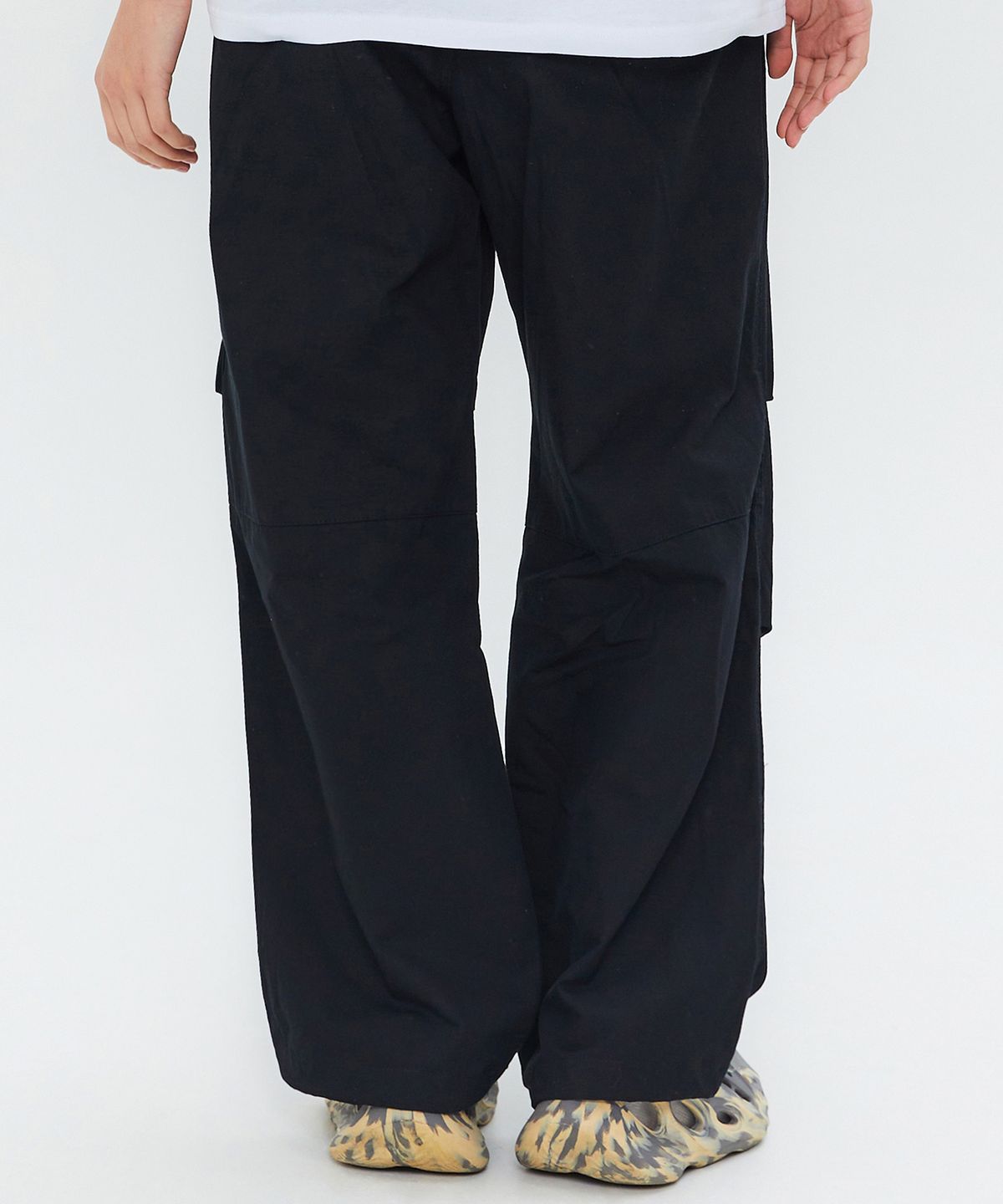 쿨트(KULTE) COTTON WIDE PARACHUTE PANTS BLACK