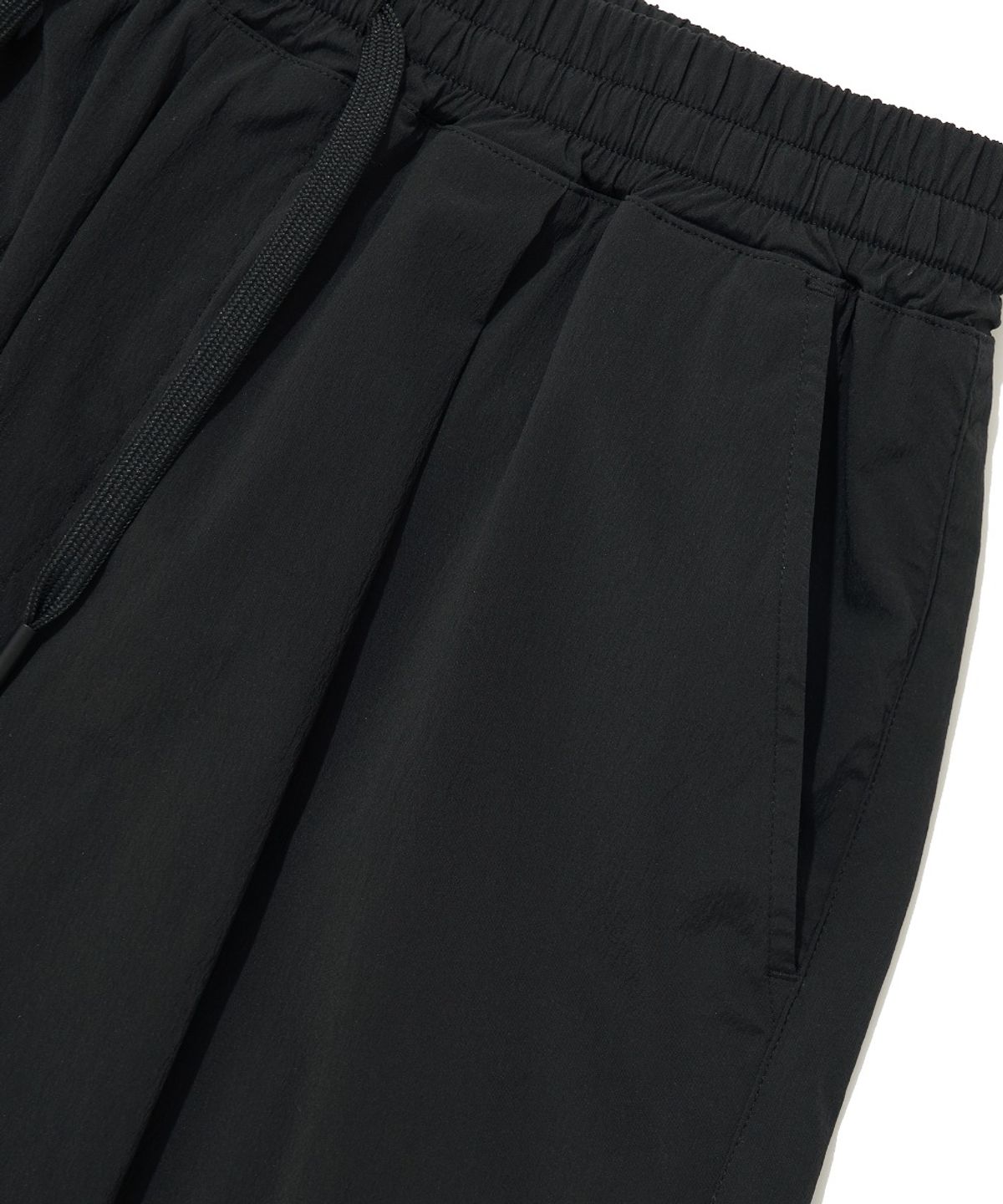 쿨트(KULTE) LIGHT WIDE CARGO PANTS BLACK