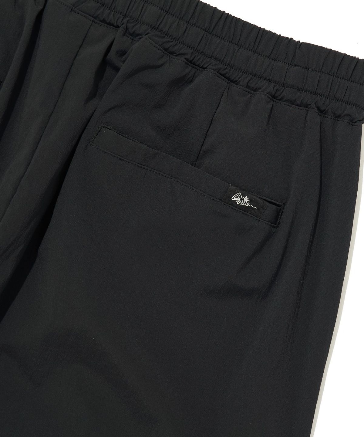 쿨트(KULTE) LIGHT WIDE CARGO PANTS BLACK