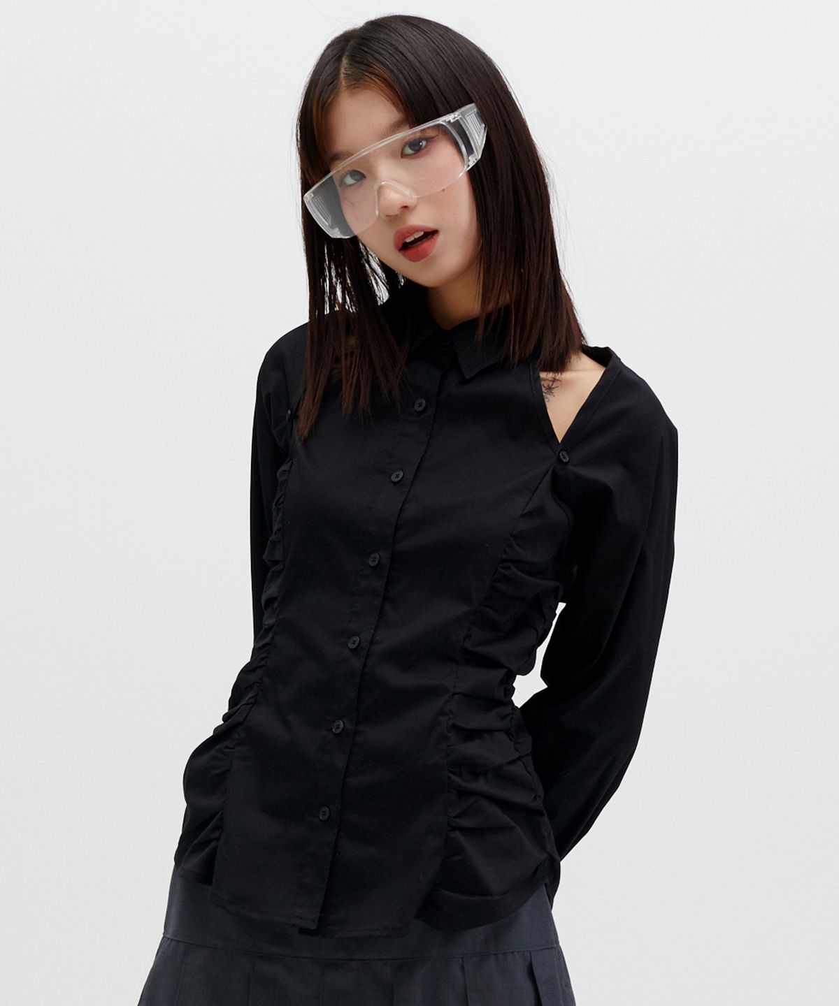 러닝하이(RUNNINGHIGH) 투웨이 볼레로 셔츠 [블랙]