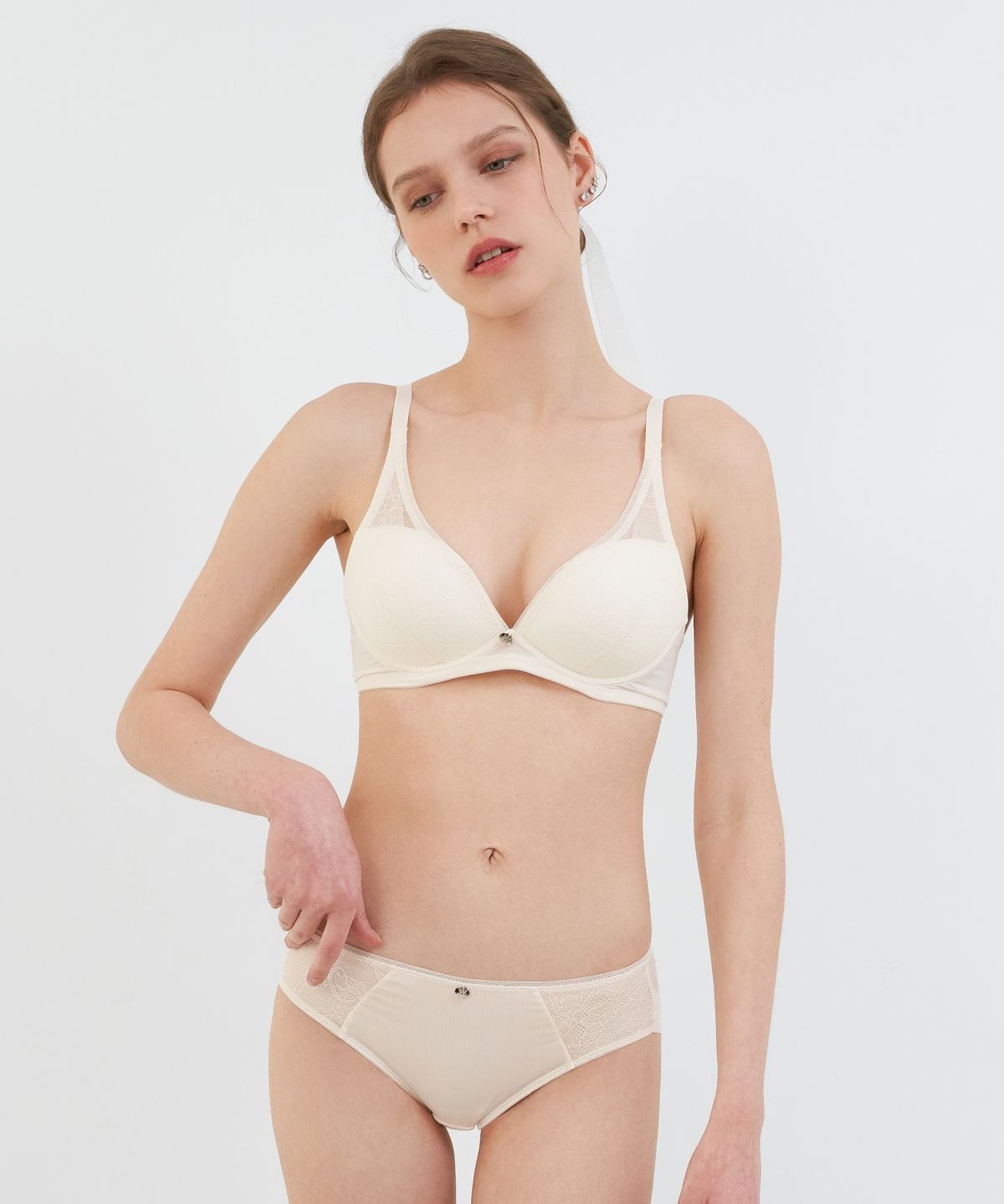 원더브라(WONDERBRA) [3PACK] 노와이어 클래식 레이스 브라팬티 세트