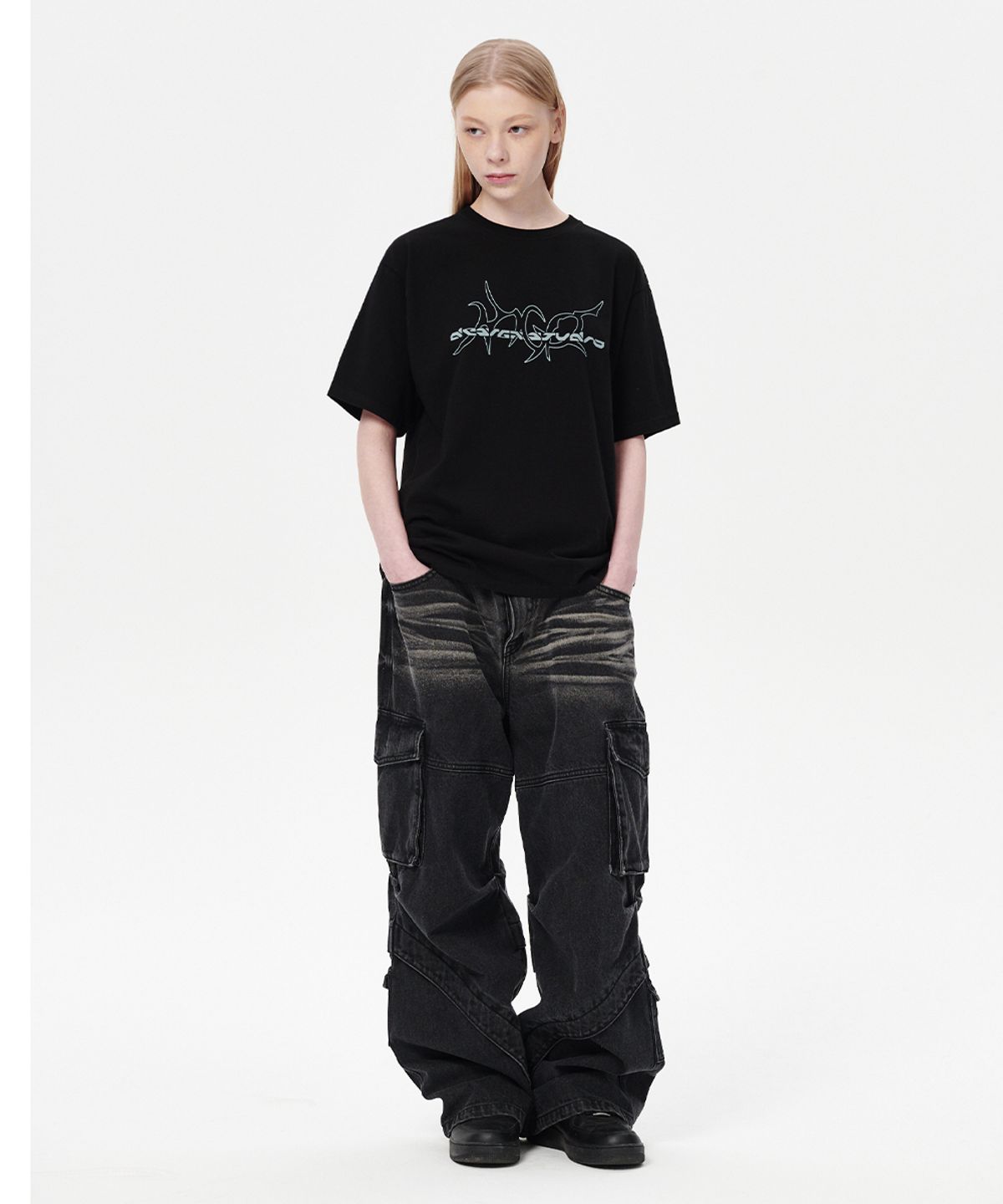 마하그리드(MAHAGRID) MULTI-LOGO TEE BLACK(MG2EMMT516A)