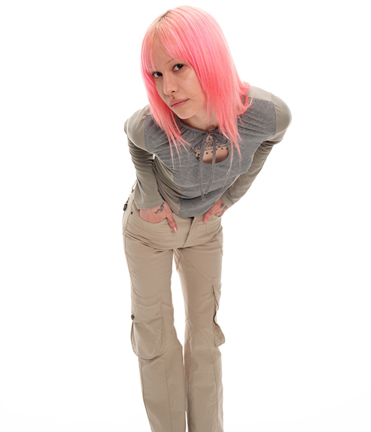 유쓰배쓰(YOUTHBATH) CUT OUT SHIRRING LONG SLEEVE_KHAKI