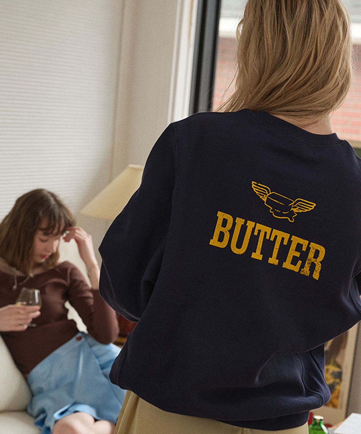 그린버터(GREENBUTTER) Butter Wing Sweatshirt (Navy)