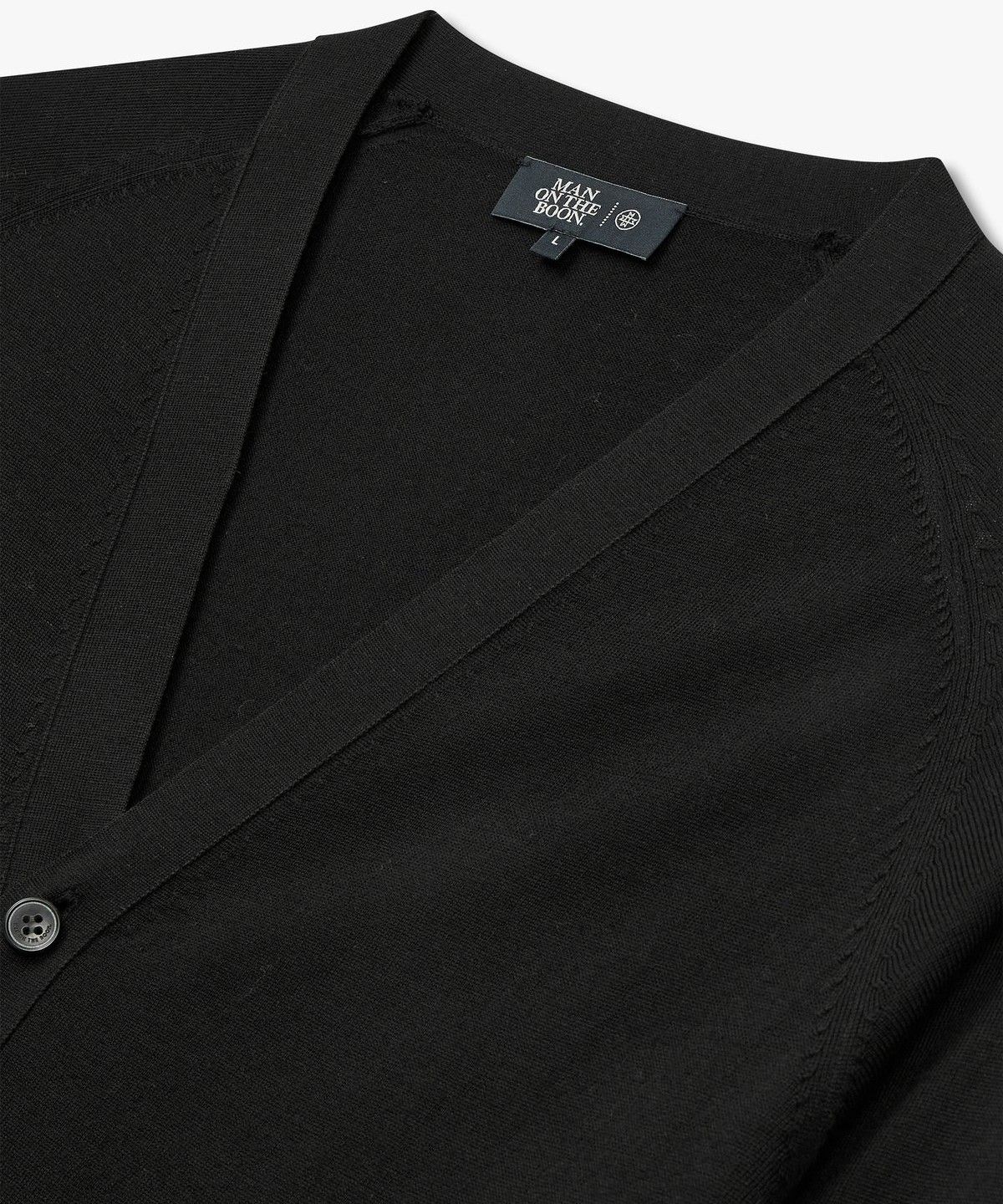 맨온더분(MAN ON THE BOON) [LORO PIANA FABRIC] 니티드 울 래글런 가디건_블랙 4714113005