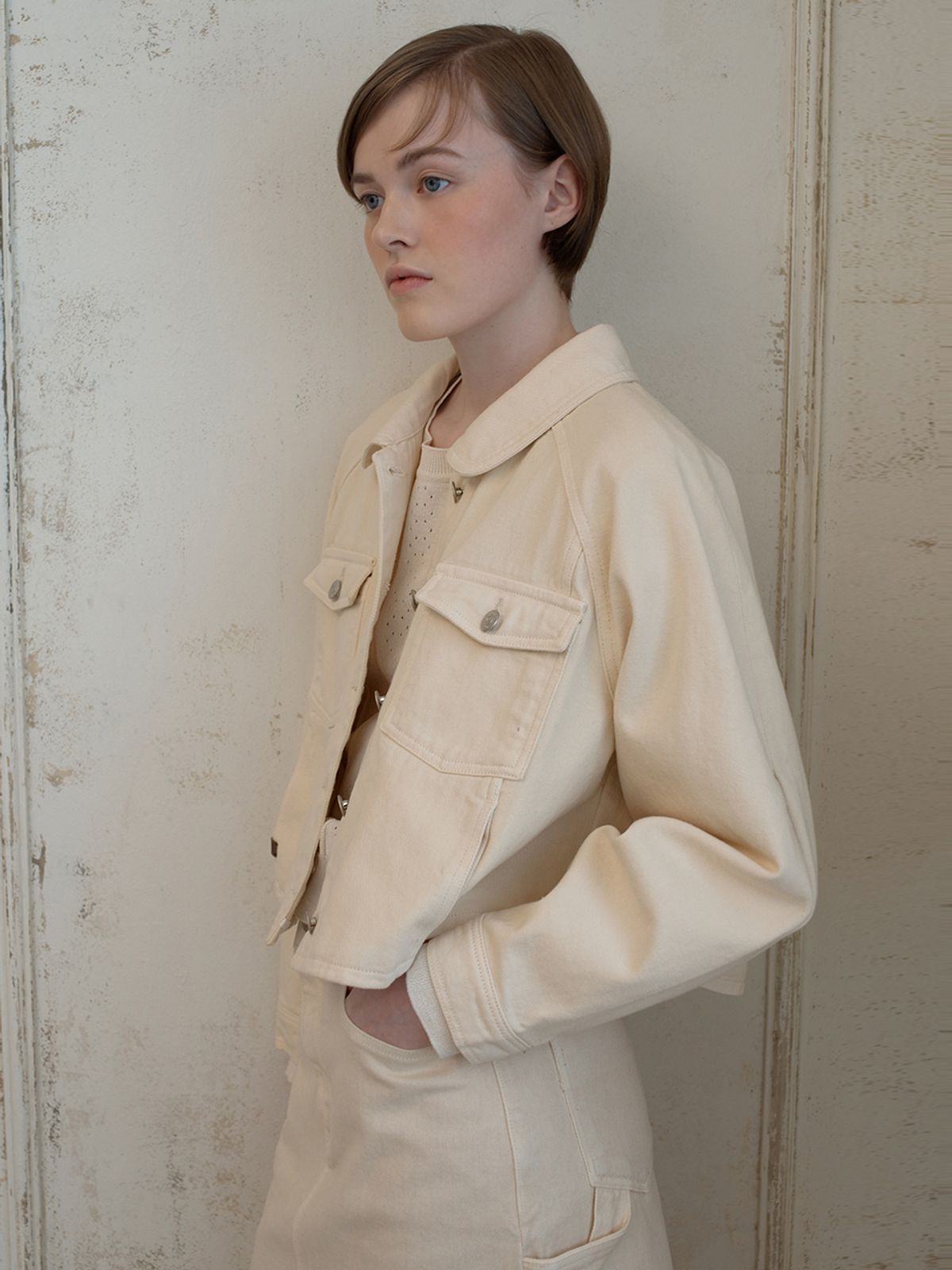 오더먼트 바이 보카바카(OTHEMENT BY VOCAVACA) Denim Crop Shirt Jacket VC2433JK301M
