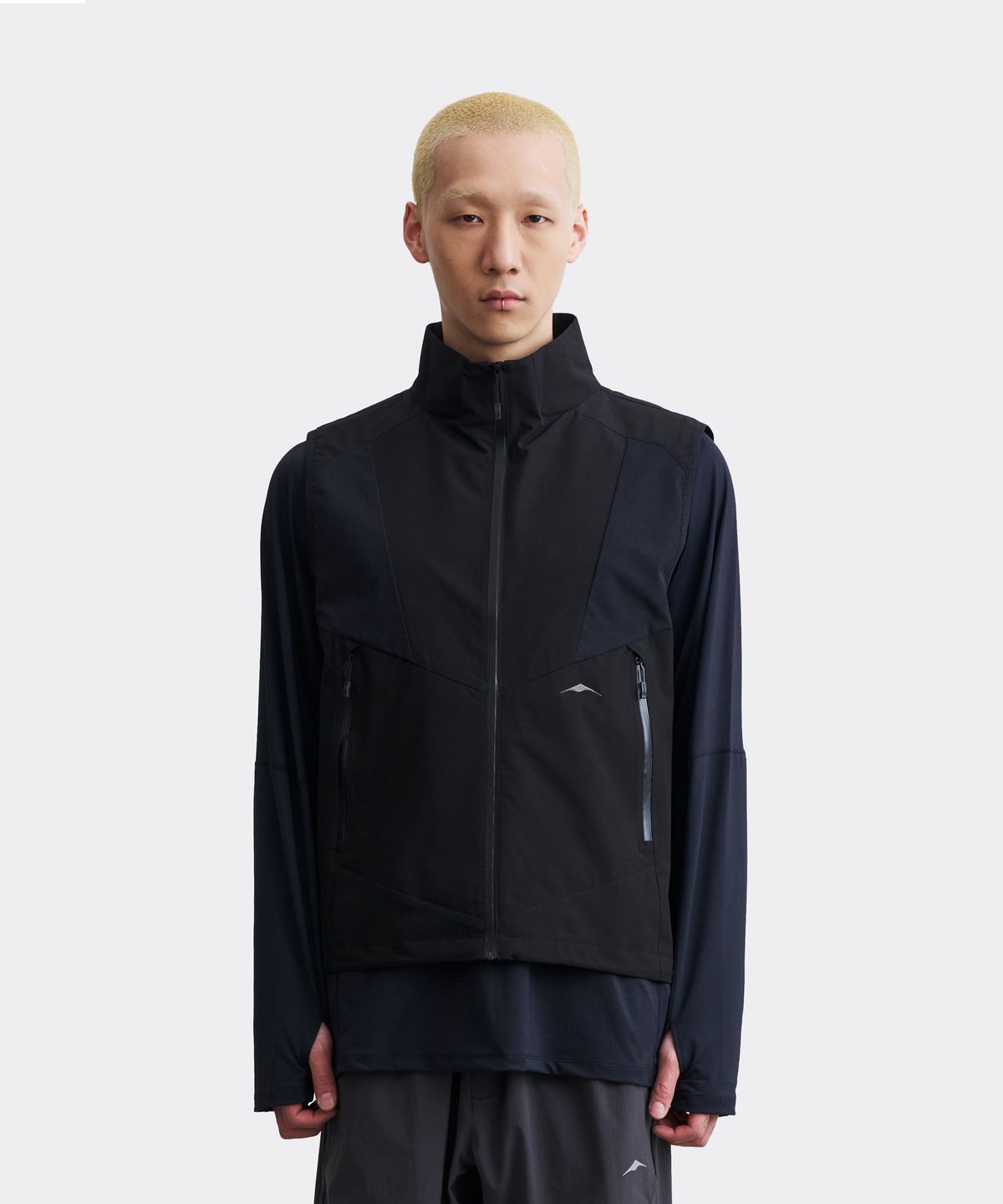 고요웨어(GOYOWEAR) 2L 에센셜 하이킹 베스트 (블랙)