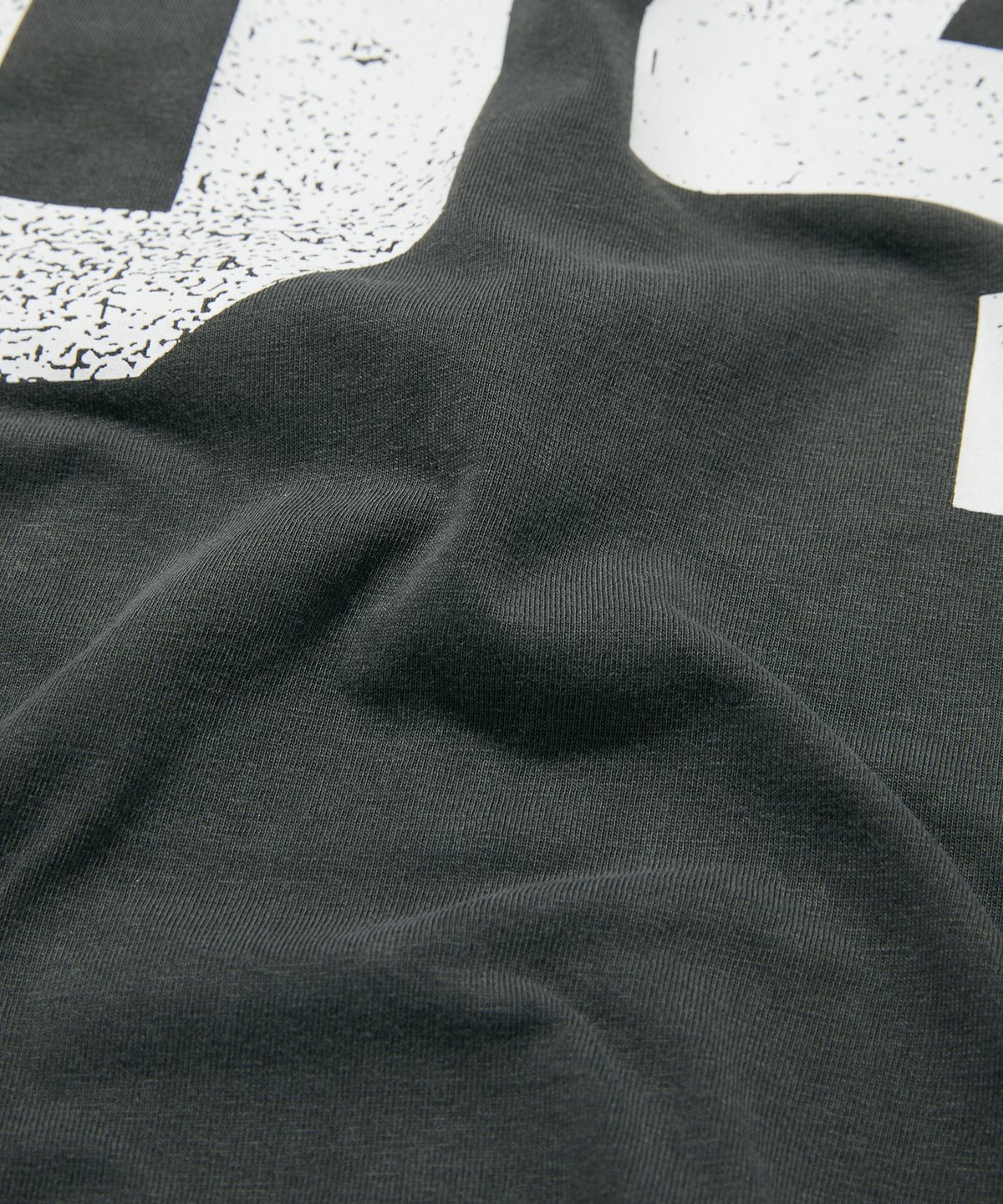 스웨이드(SUADE) 84 STAR TEE [PIGMENT BLACK]