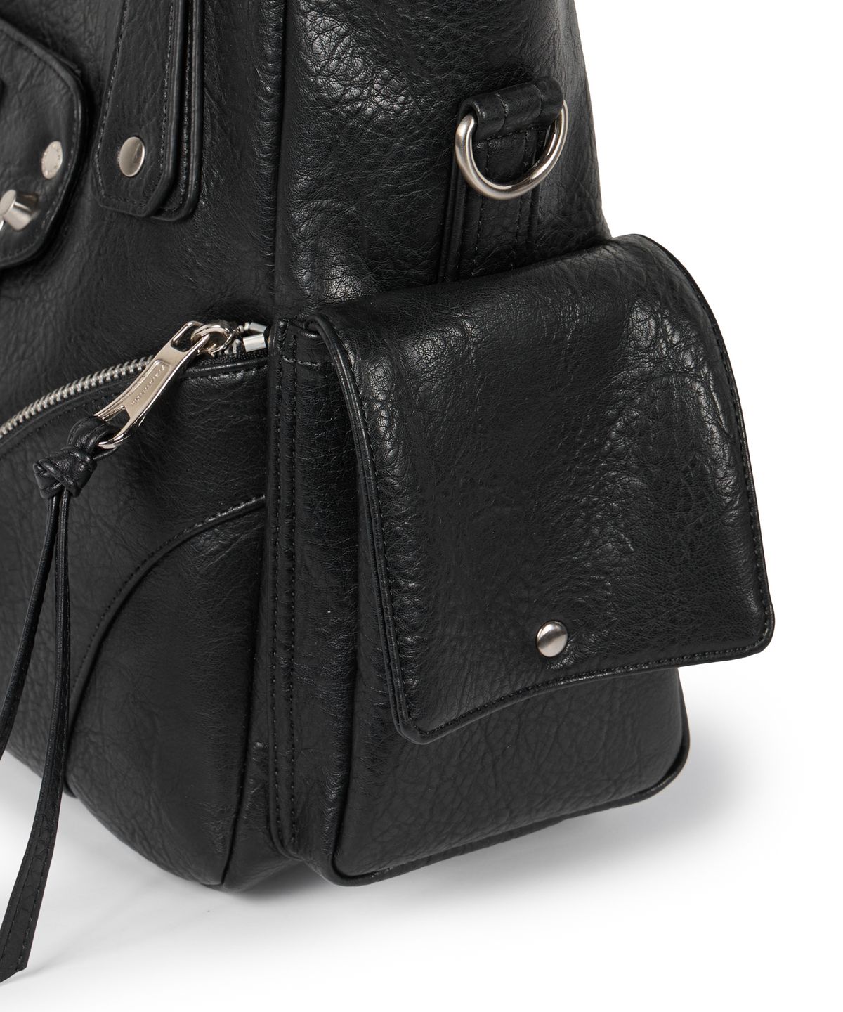 이우가마카라스(IUGAMAKARAS) Studded Leather Shoulder Bag (Black)