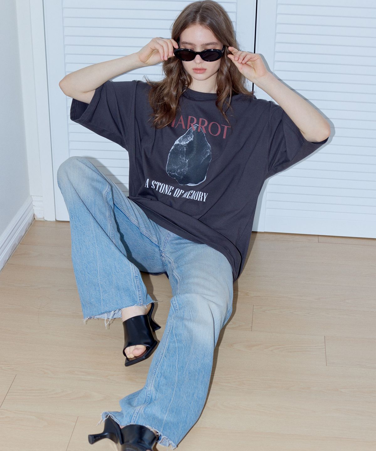 마롯(MARROT) STONE OVERSIZED T-SHIRT_CHARCOAL