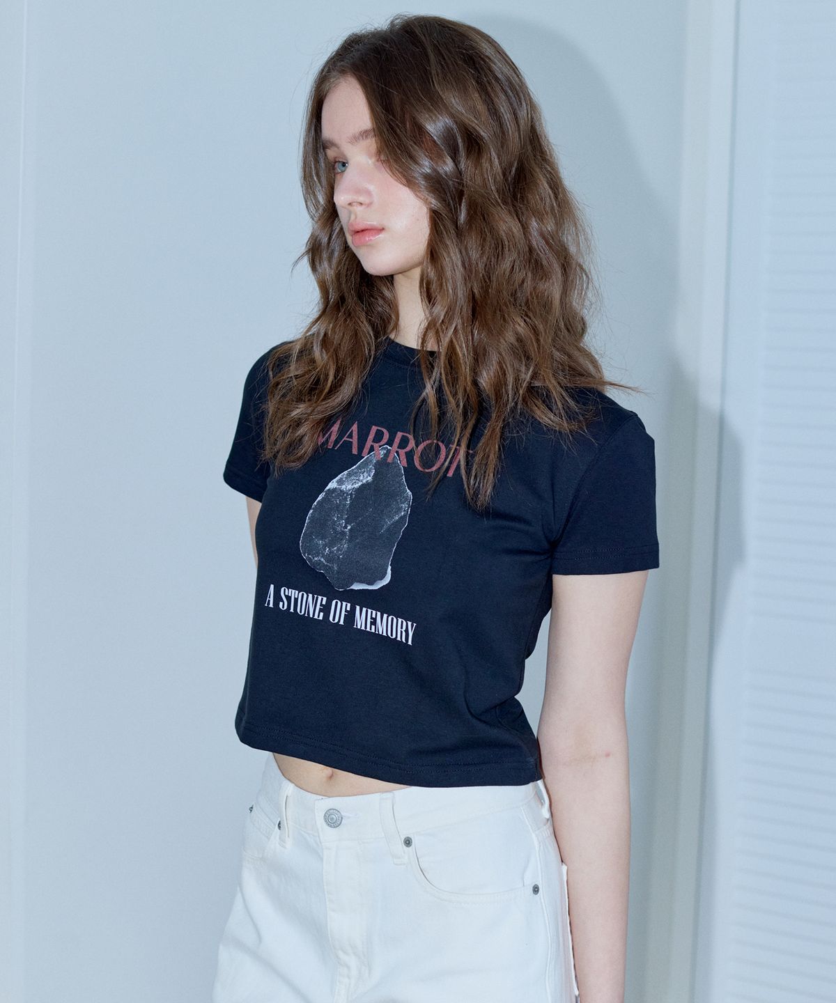 마롯(MARROT) STONE CROP T-SHIRT_BLACK